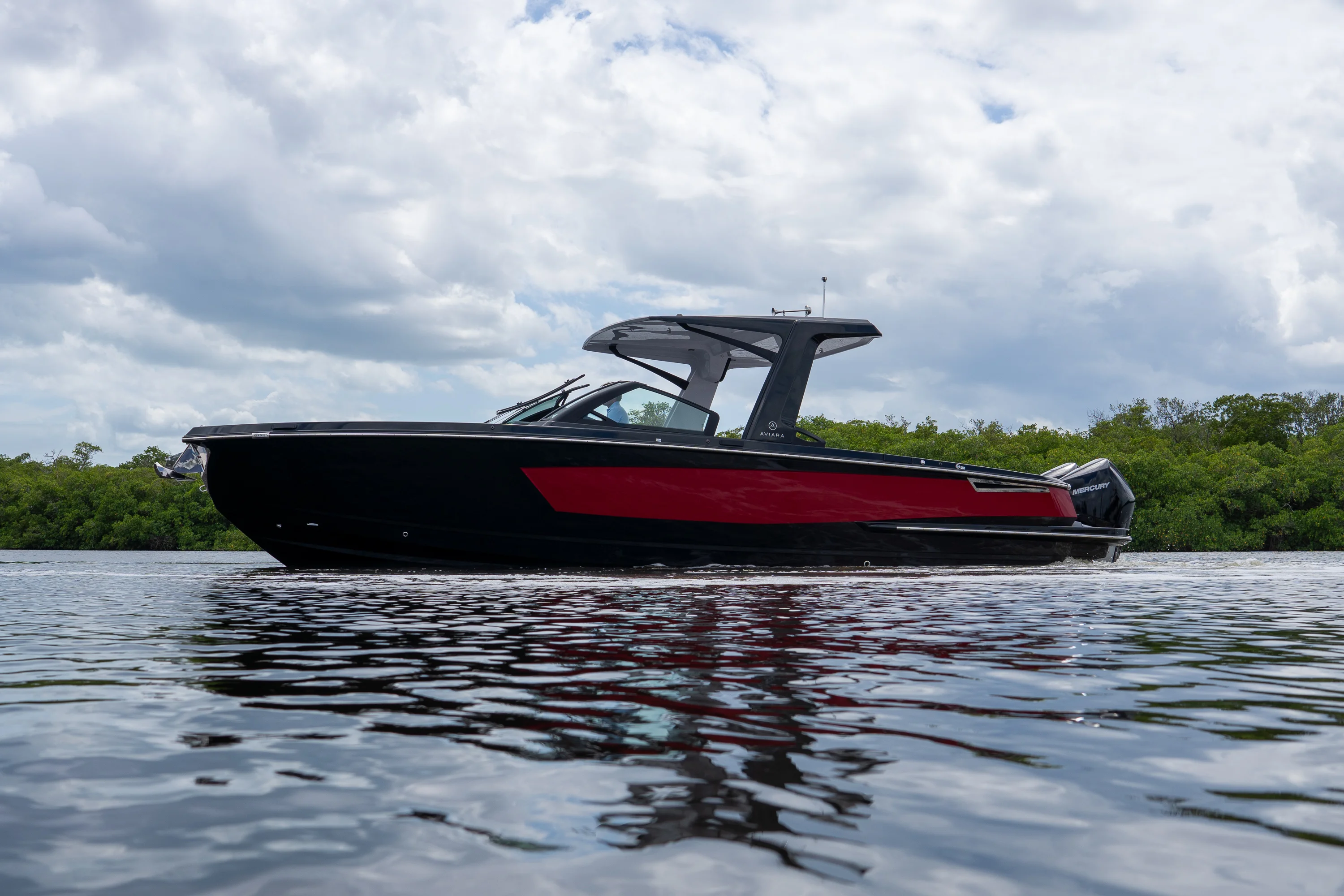 2024 Aviara AV32 Outboard Image Thumbnail #22