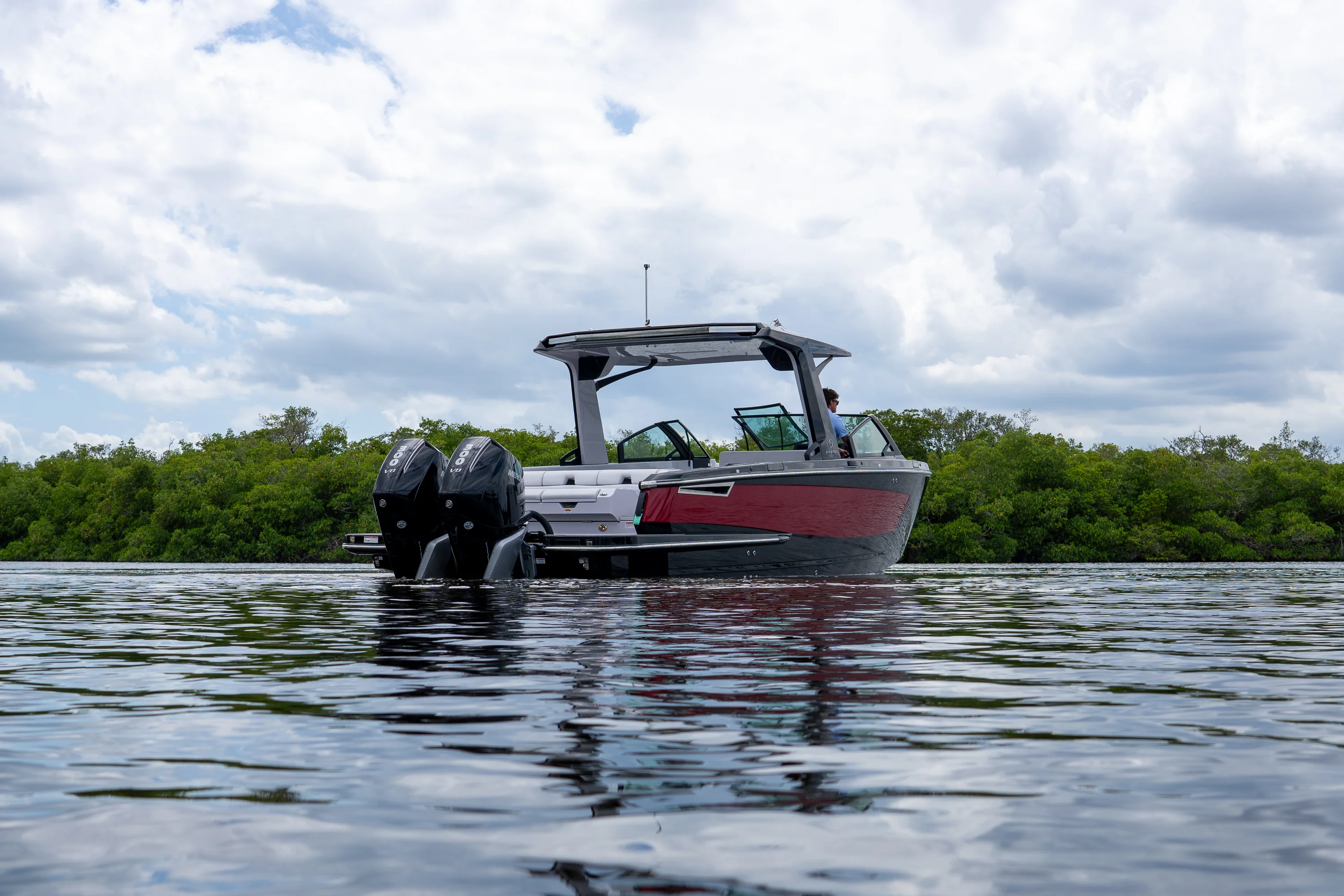 2024 Aviara AV32 Outboard Image Thumbnail #29
