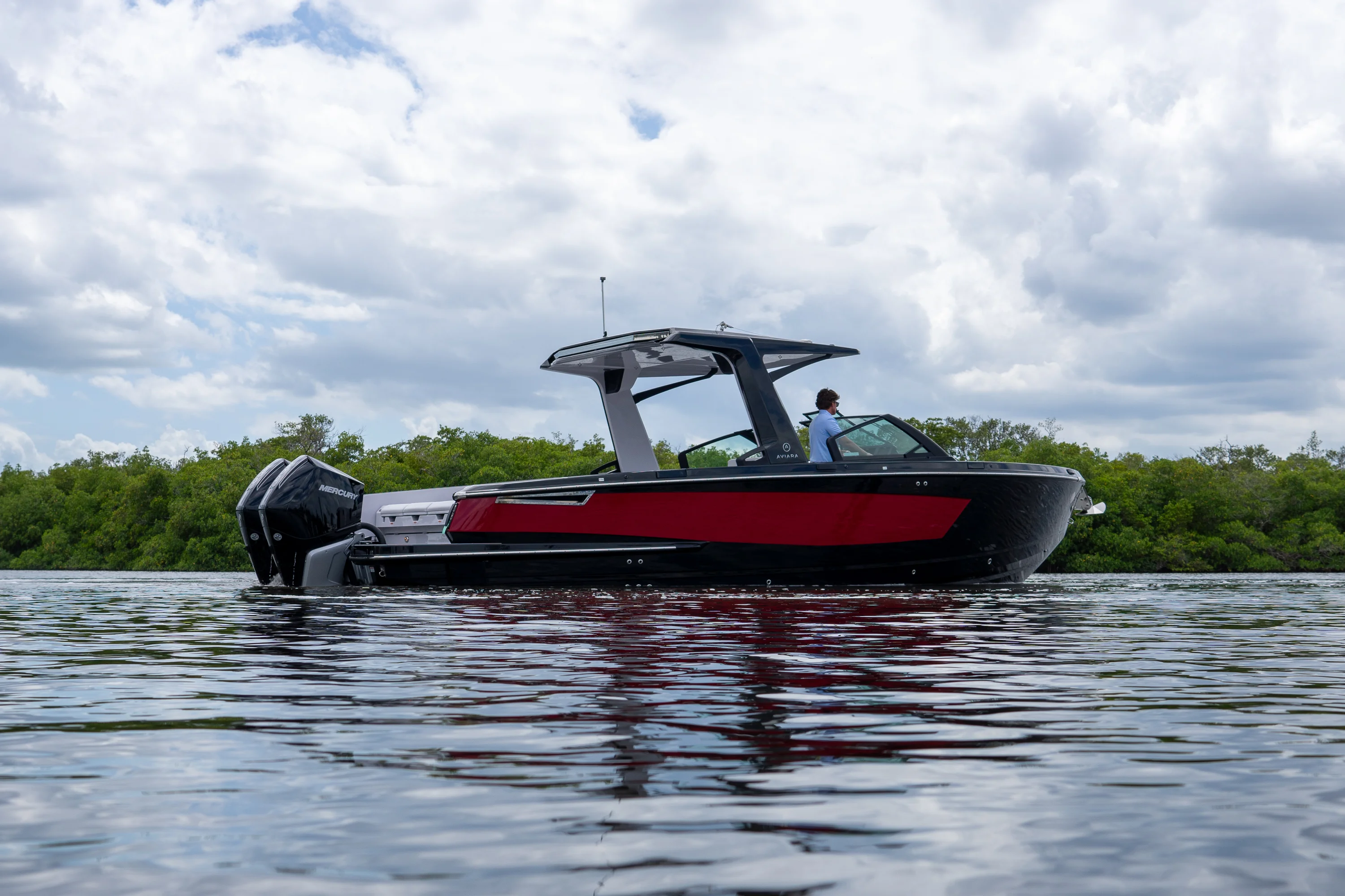 2024 Aviara AV32 Outboard Image Thumbnail #28