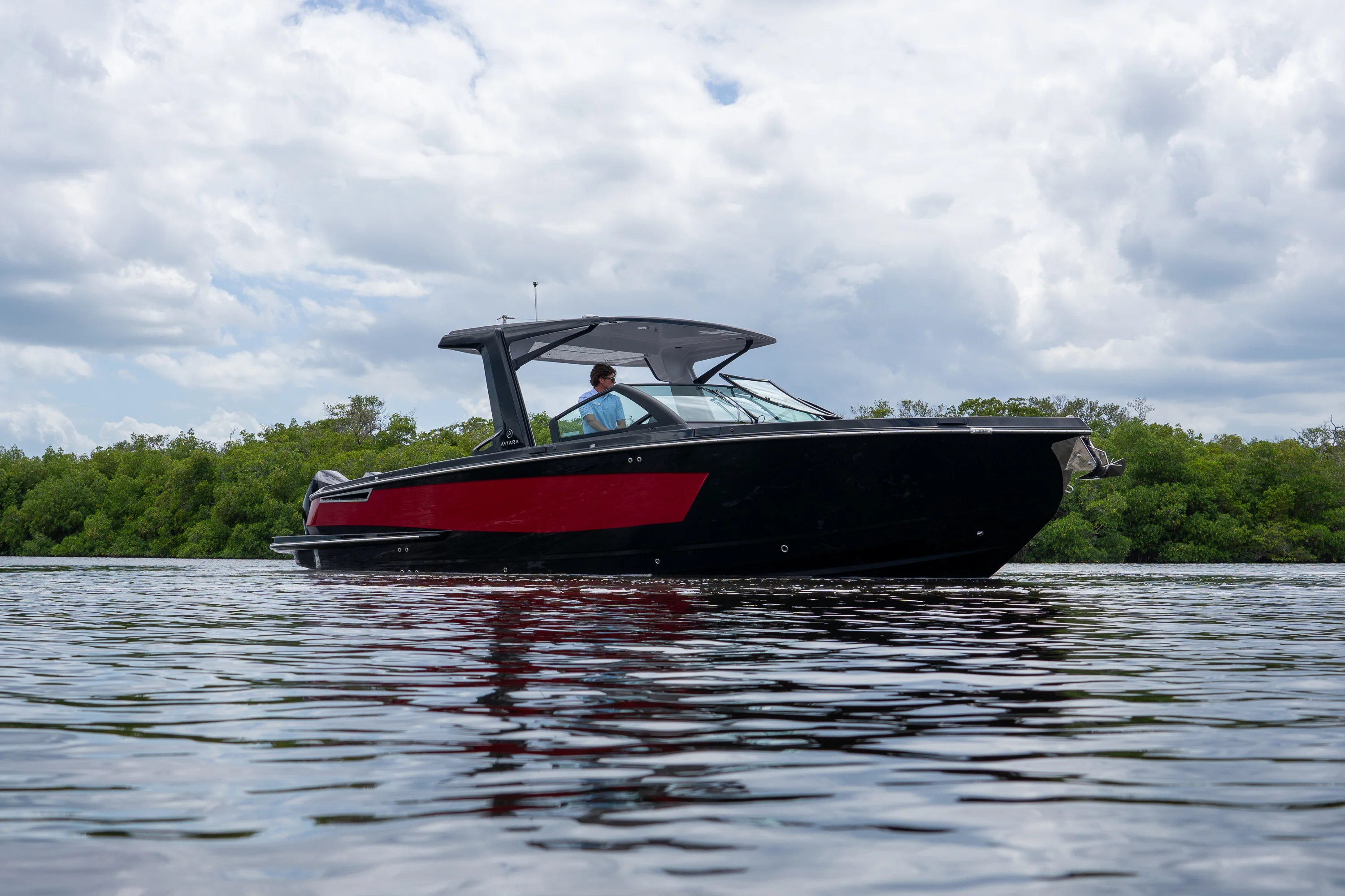 2024 Aviara AV32 Outboard Image Thumbnail #25
