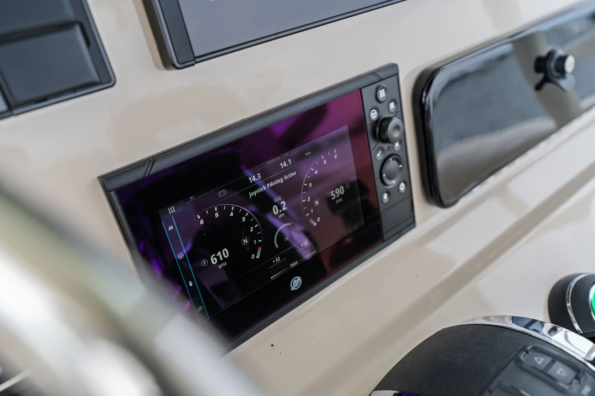 2022 Boston Whaler 330 OUTRAGE Image Thumbnail #23