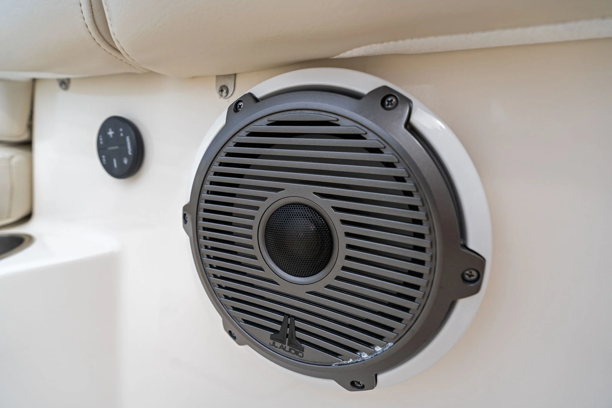 2022 Boston Whaler 330 OUTRAGE Image Thumbnail #27