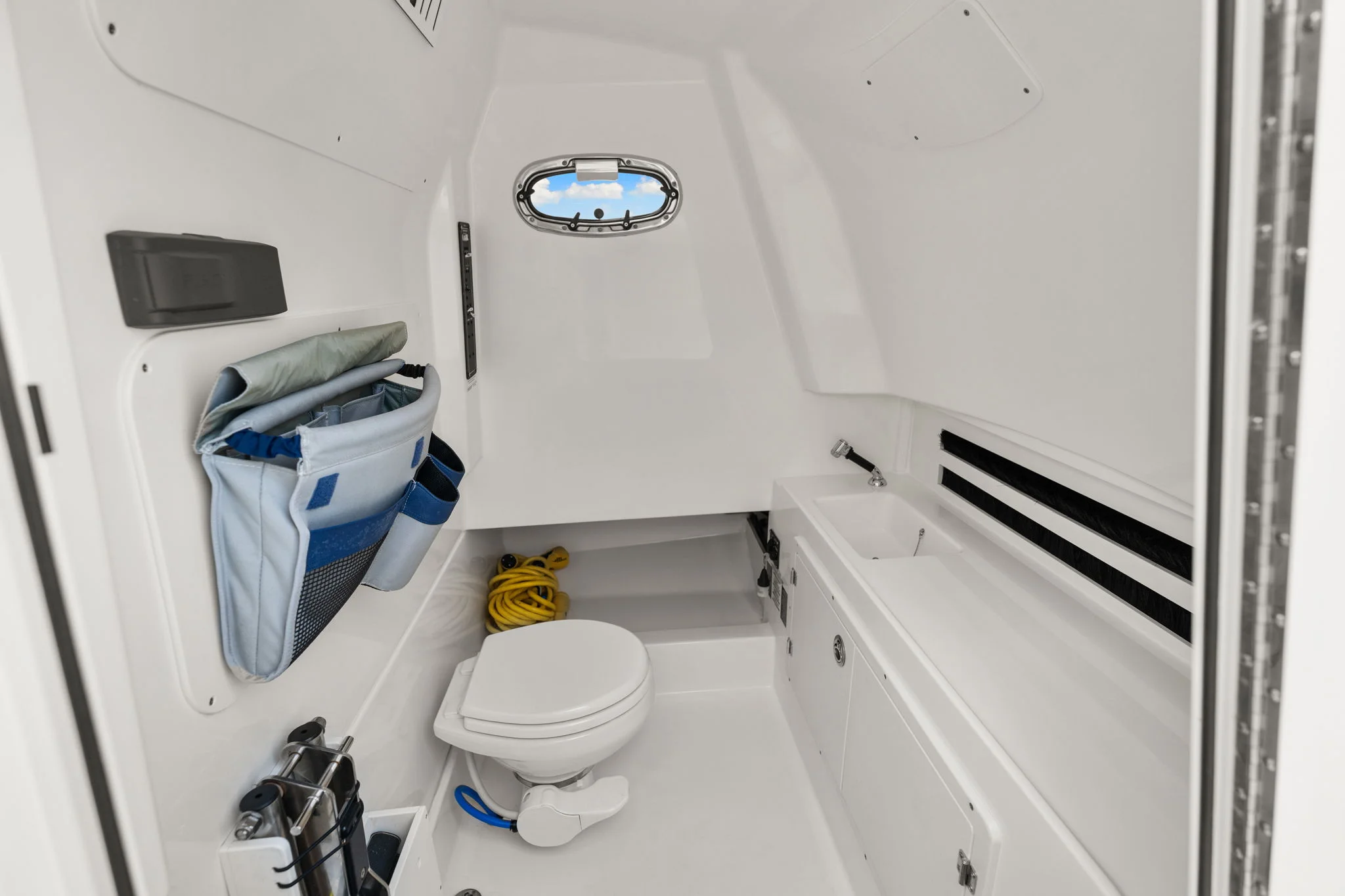 2022 Boston Whaler 330 OUTRAGE Image Thumbnail #39