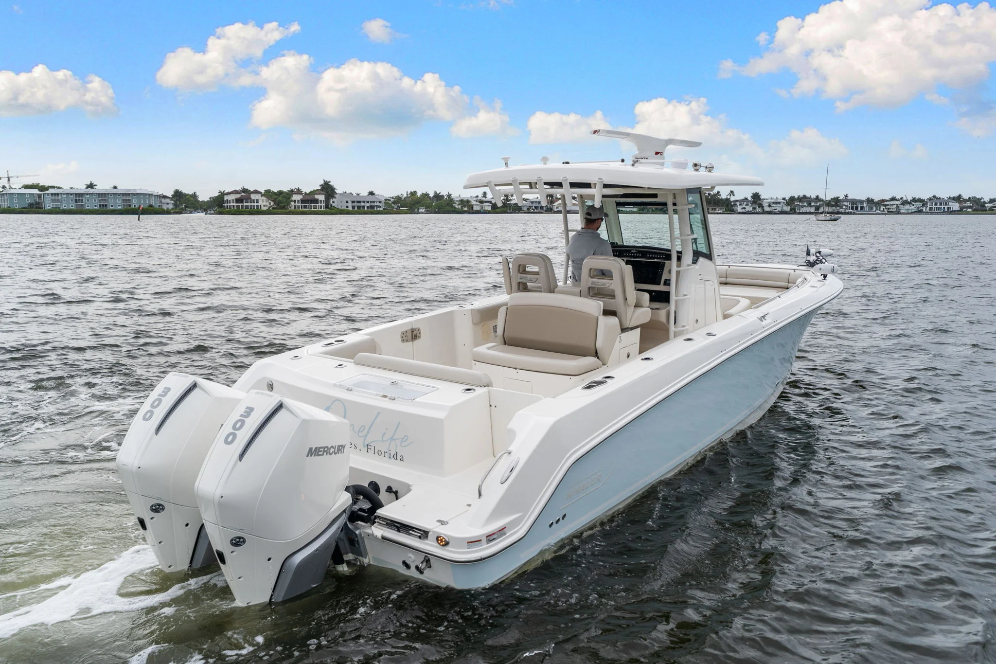 2022 Boston Whaler 330 OUTRAGE Image Thumbnail #3