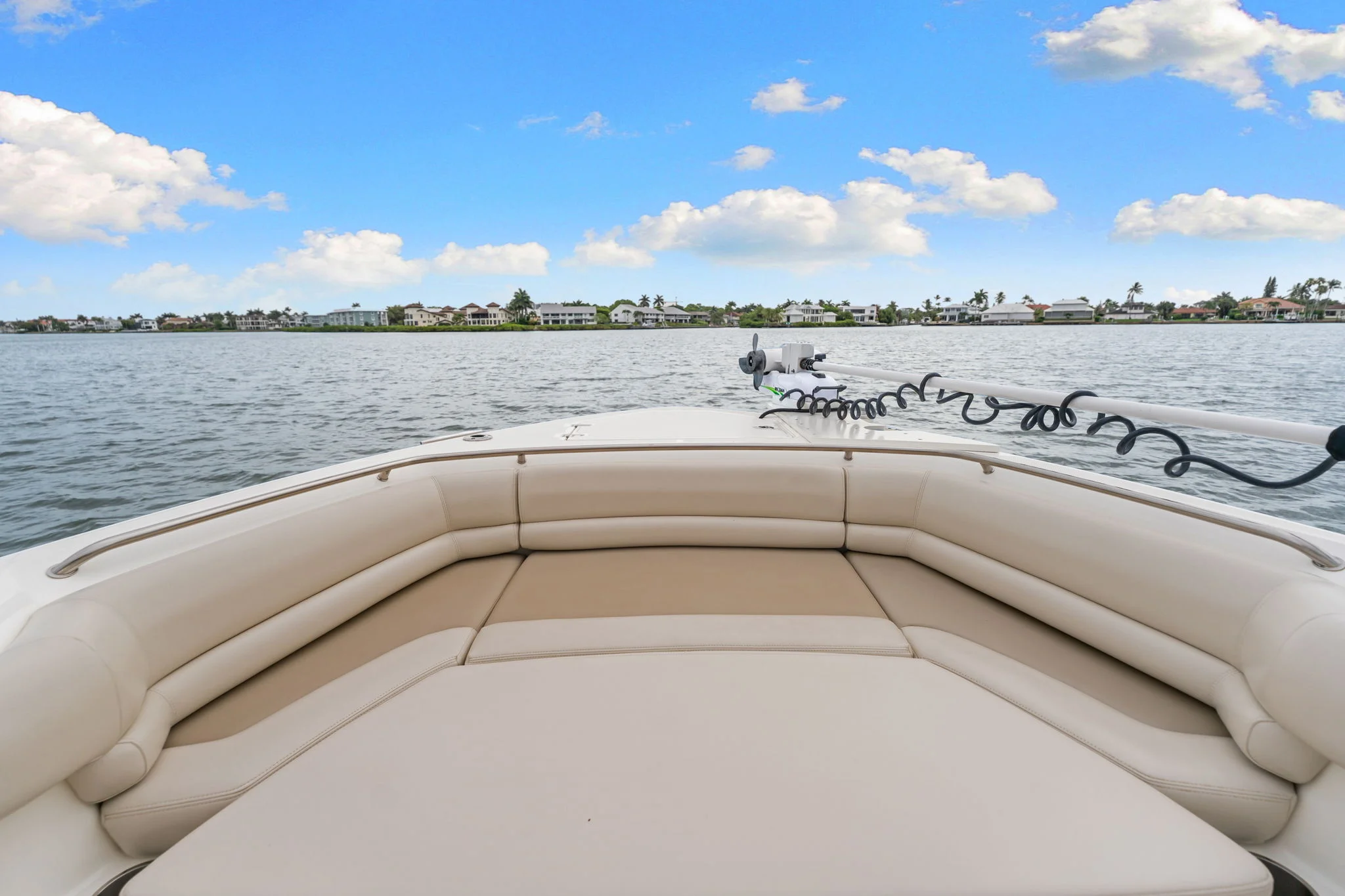 2022 Boston Whaler 330 OUTRAGE Image Thumbnail #12