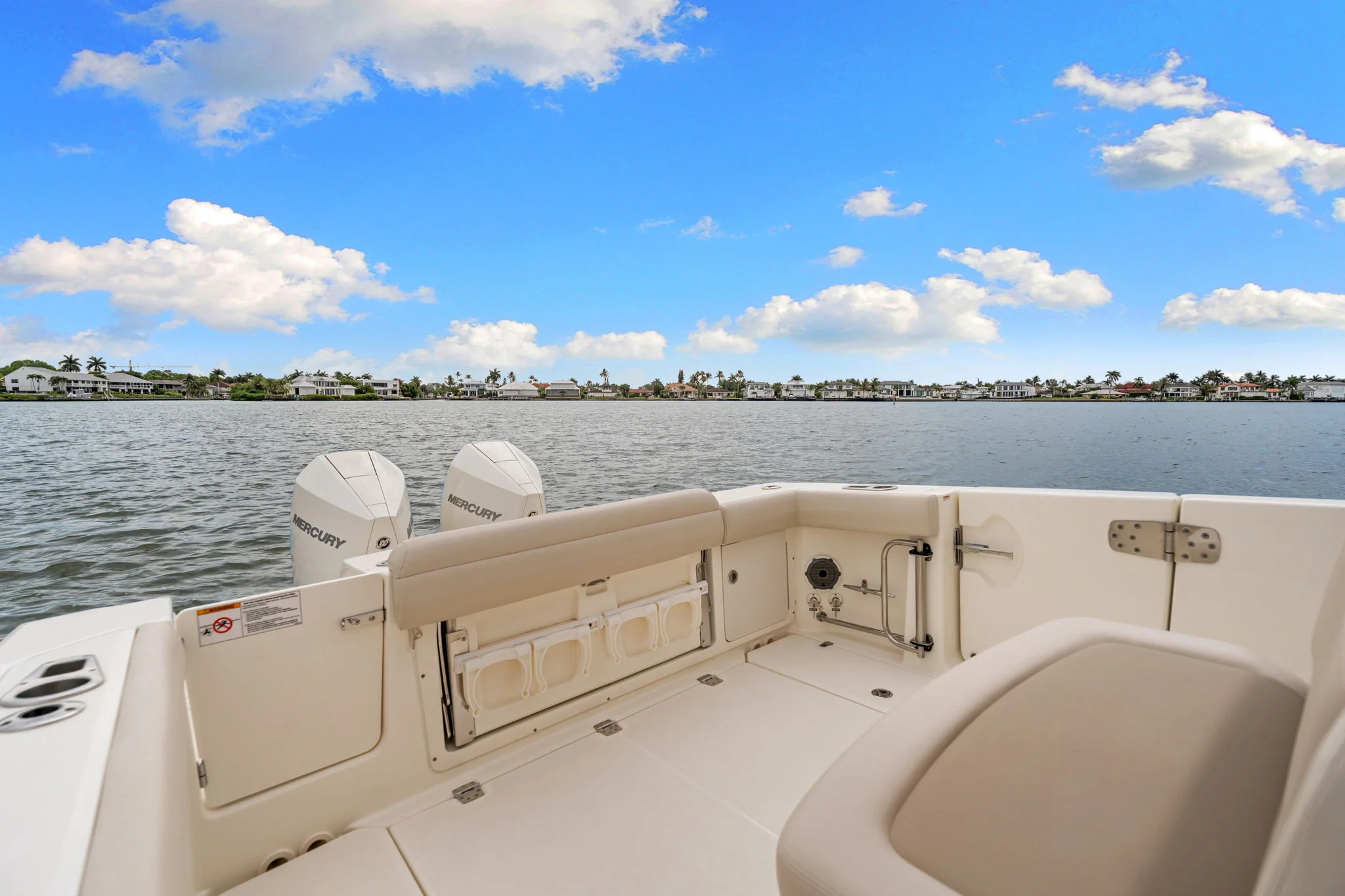 2022 Boston Whaler 330 OUTRAGE Image Thumbnail #30