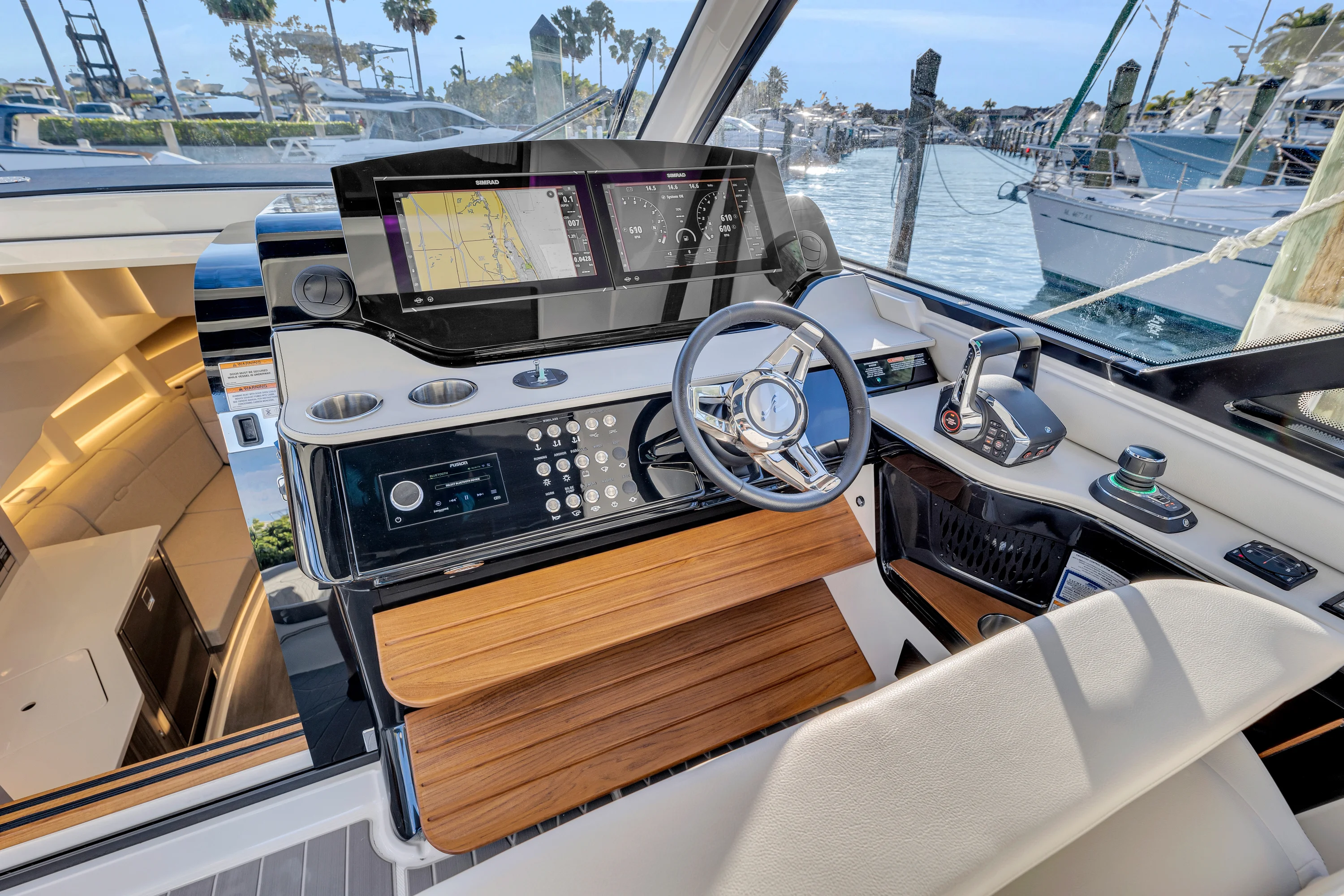 2023 Sea Ray 370 Sundancer Image Thumbnail #52