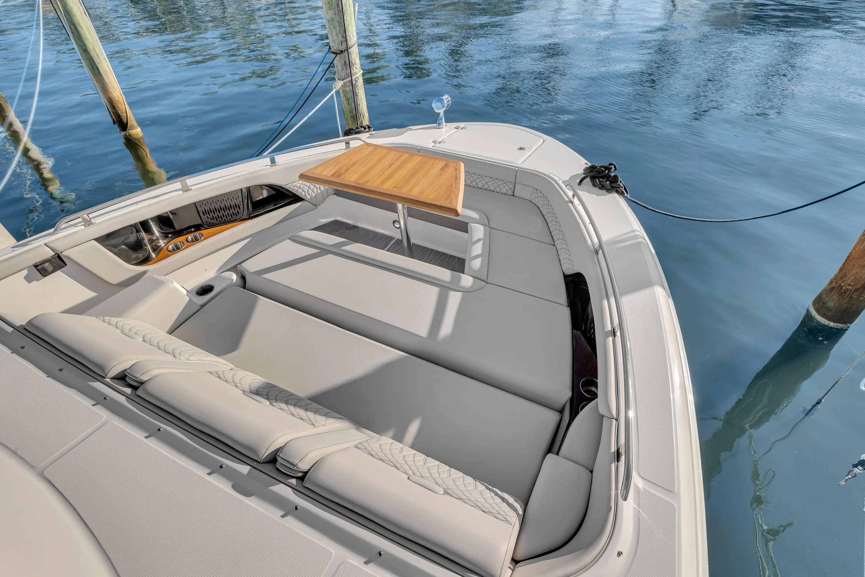 2023 Sea Ray 370 Sundancer Image Thumbnail #42