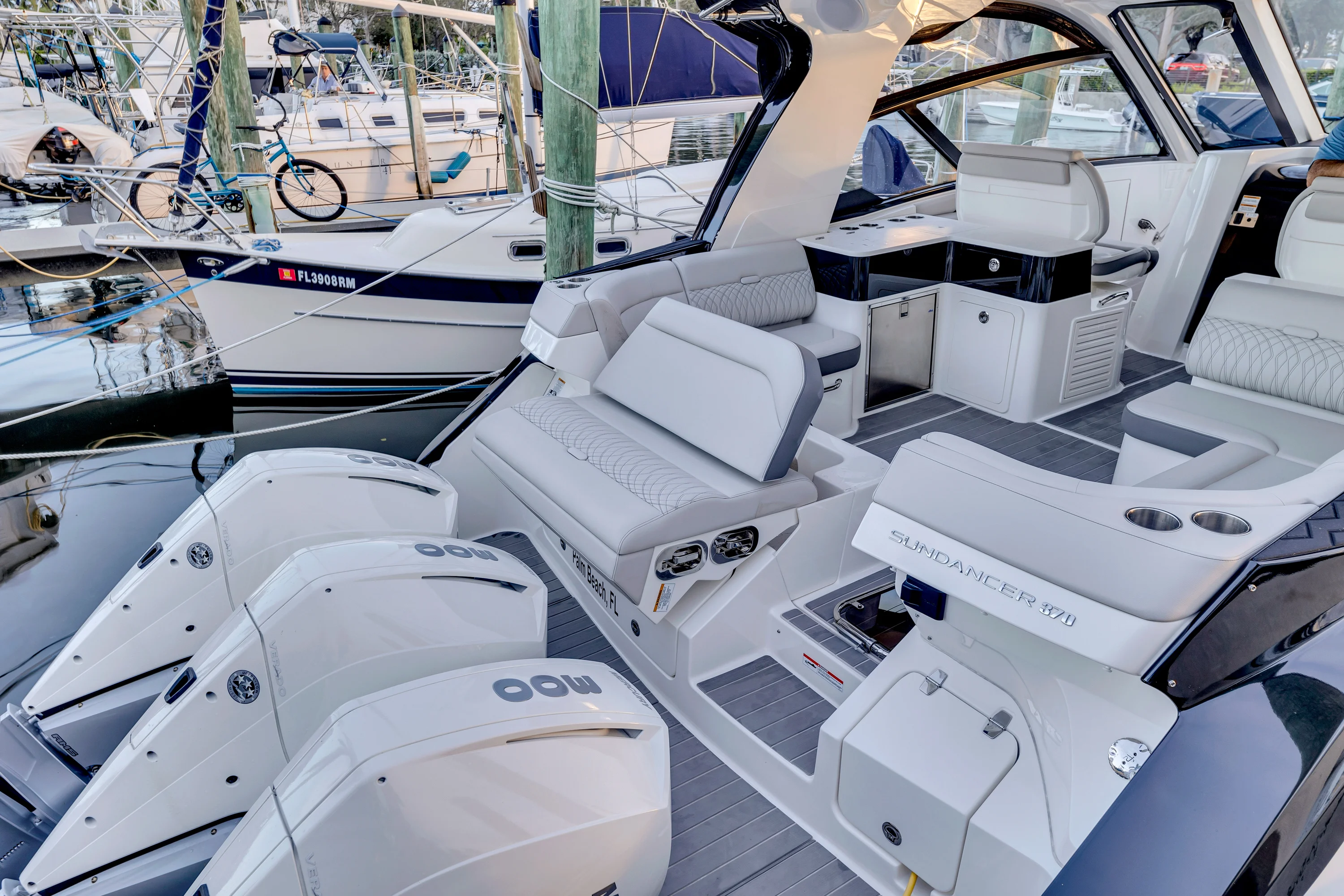 2023 Sea Ray 370 Sundancer Image Thumbnail #56