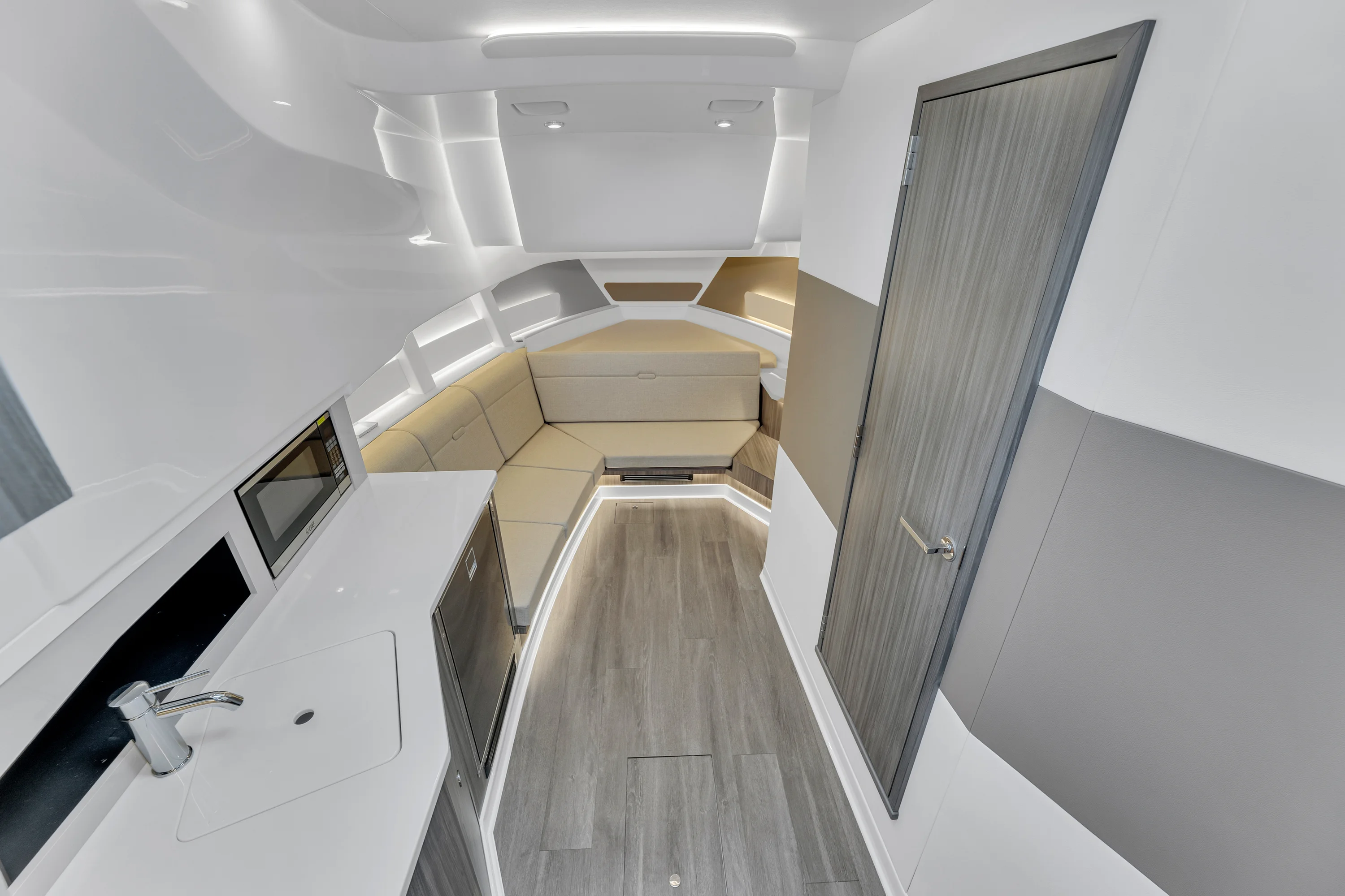 2023 Sea Ray 370 Sundancer Image Thumbnail #20