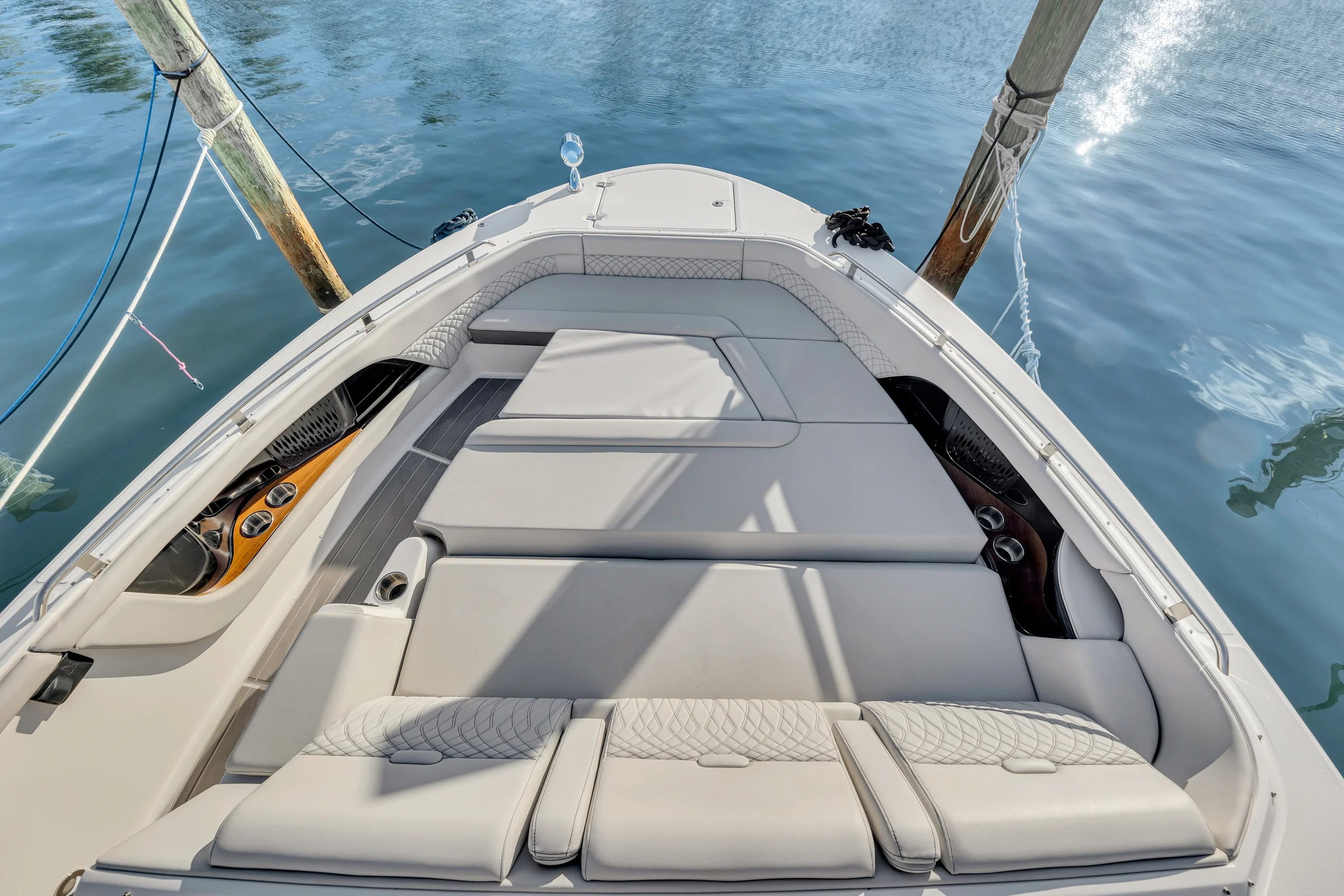 2023 Sea Ray 370 Sundancer Image Thumbnail #15