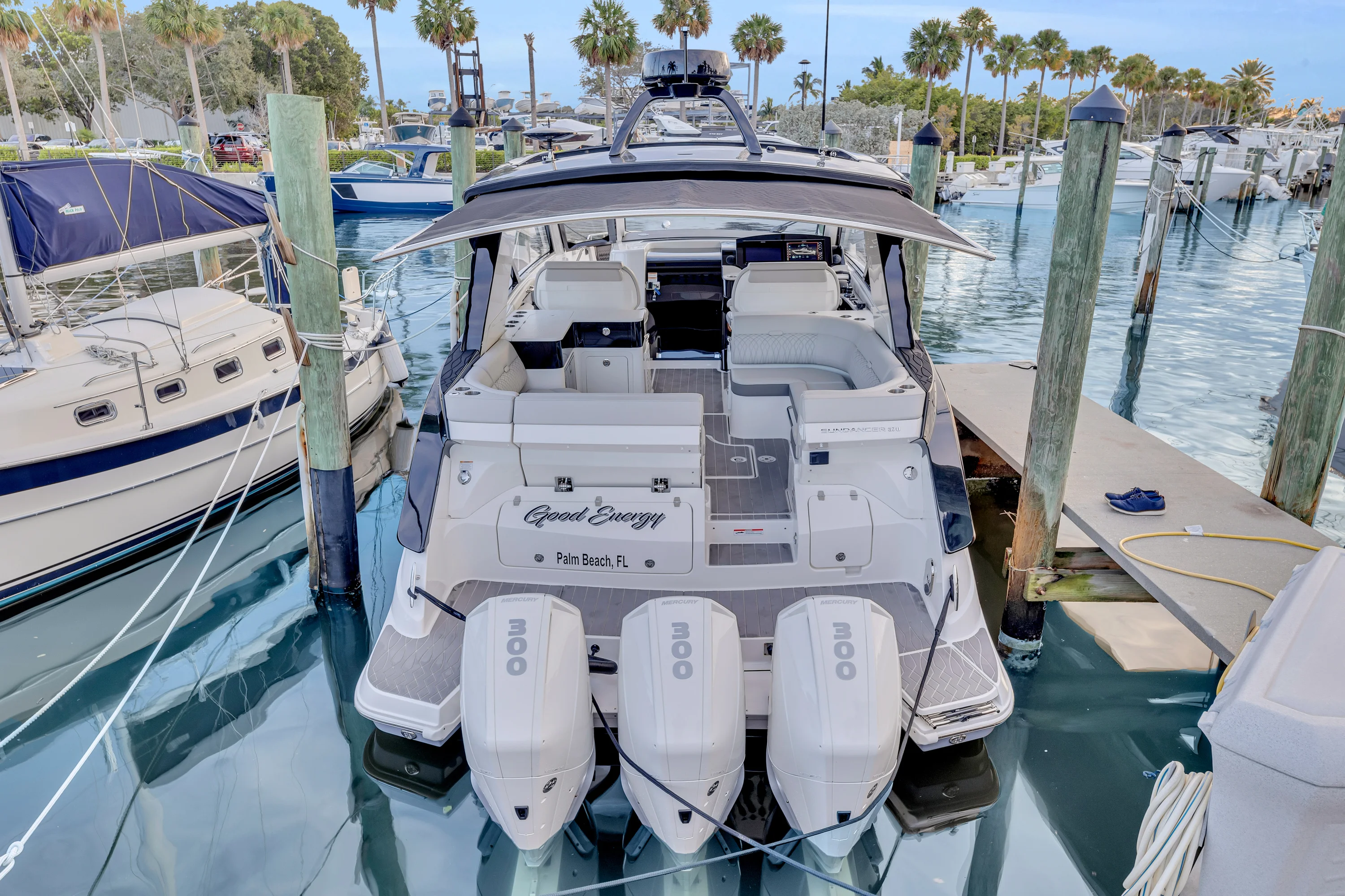 2023 Sea Ray 370 Sundancer Image Thumbnail #55