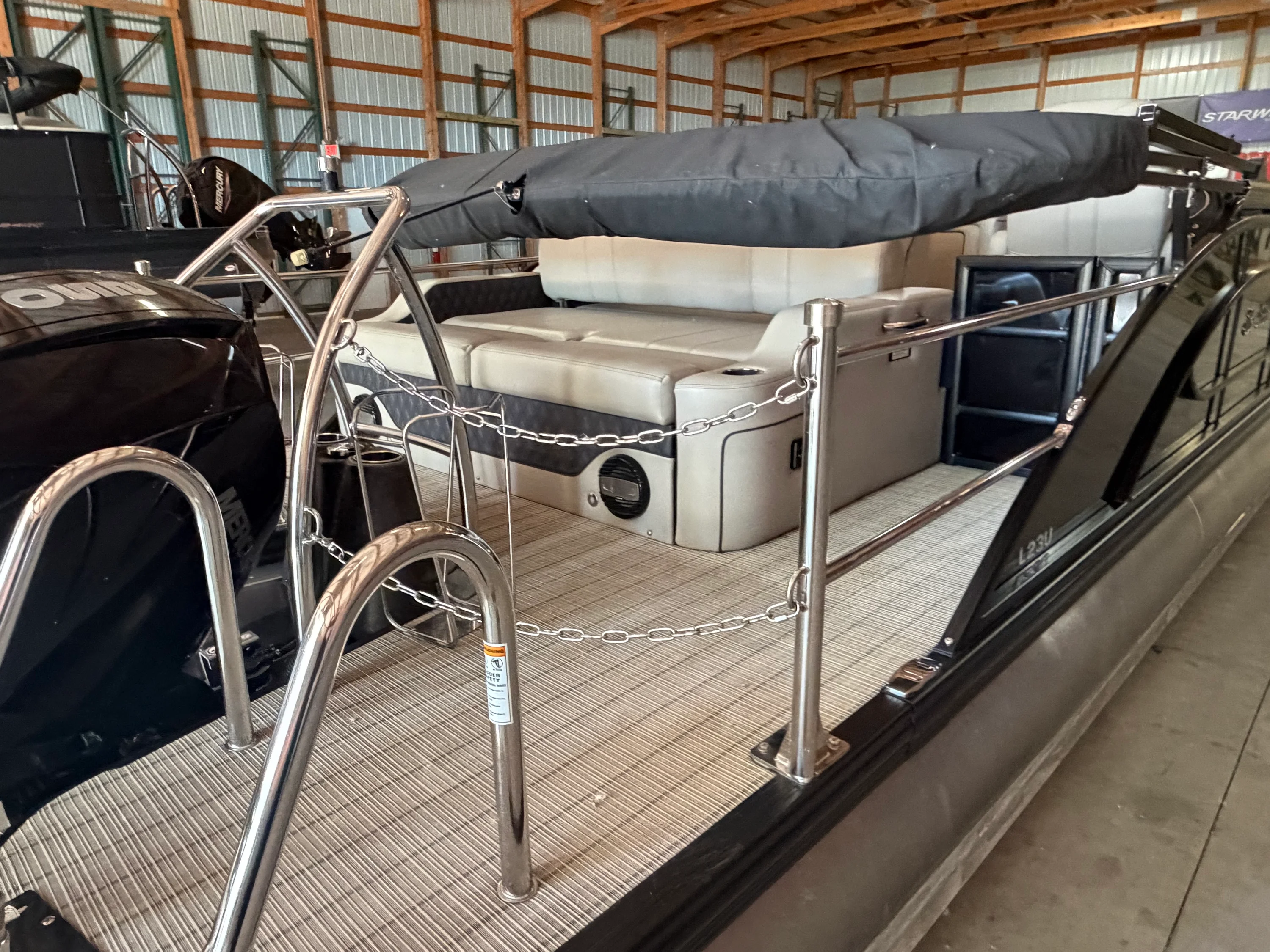 2019 Barletta L23UTT Image Thumbnail #26