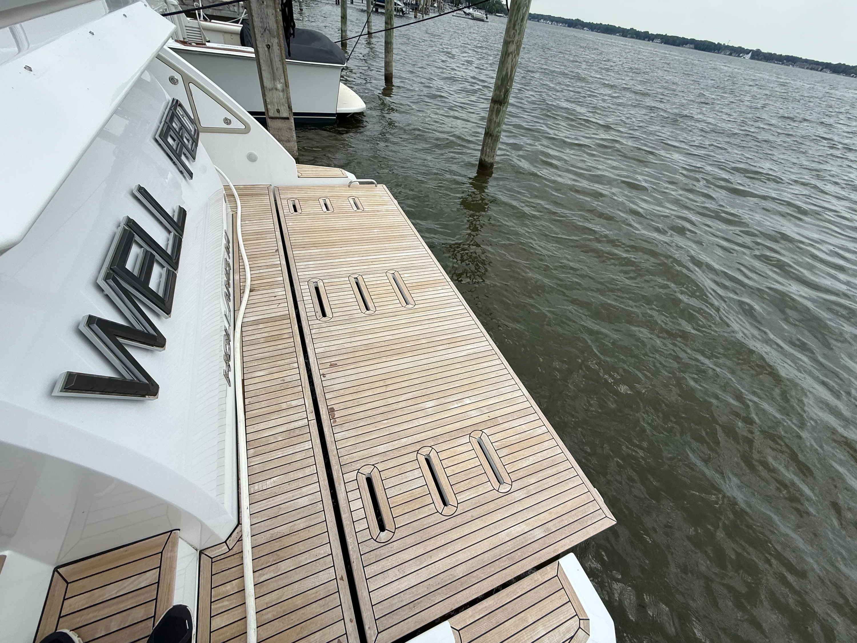 2018 Azimut 50 FLY Image Thumbnail #3