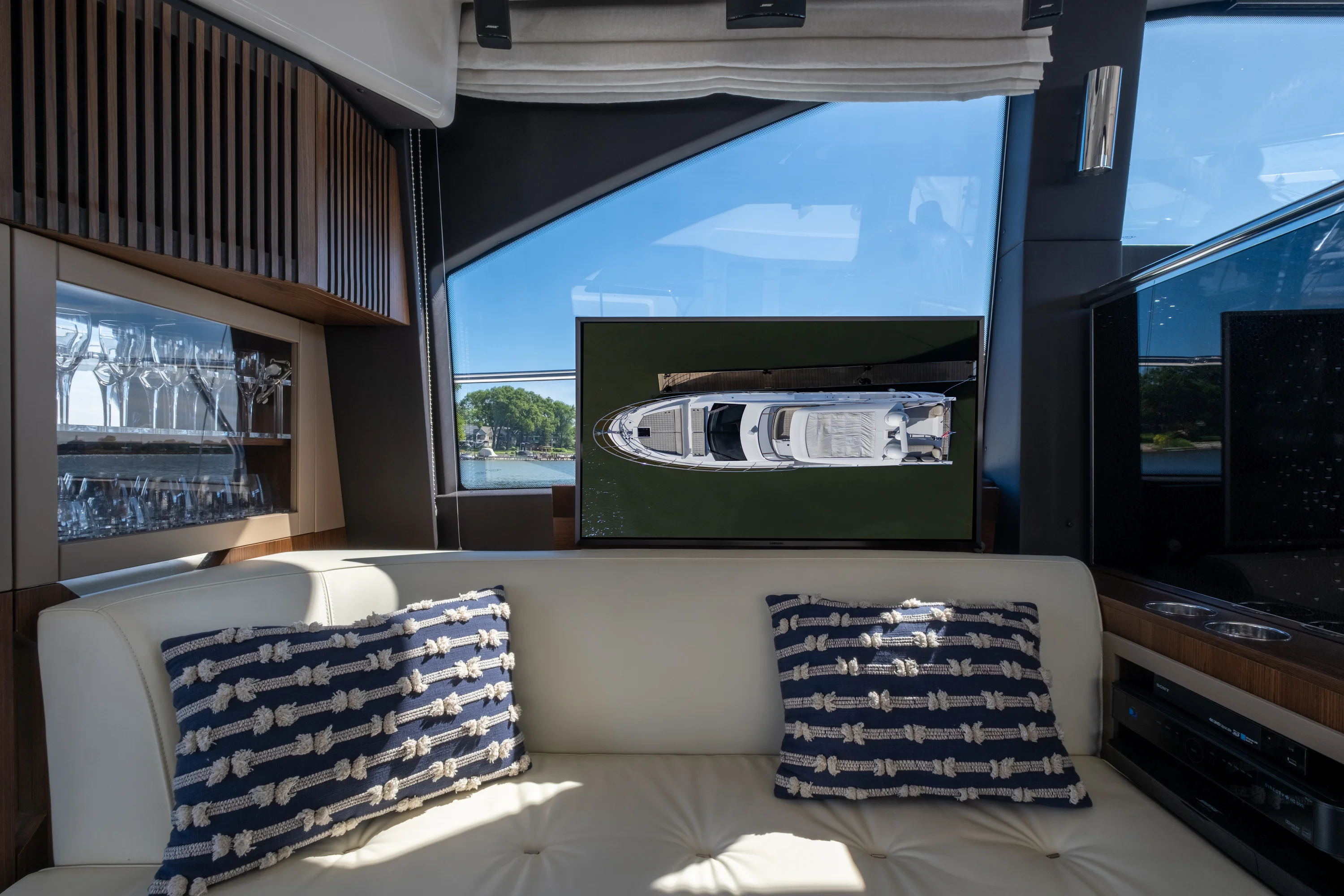 2018 Azimut 50 FLY Image Thumbnail #41