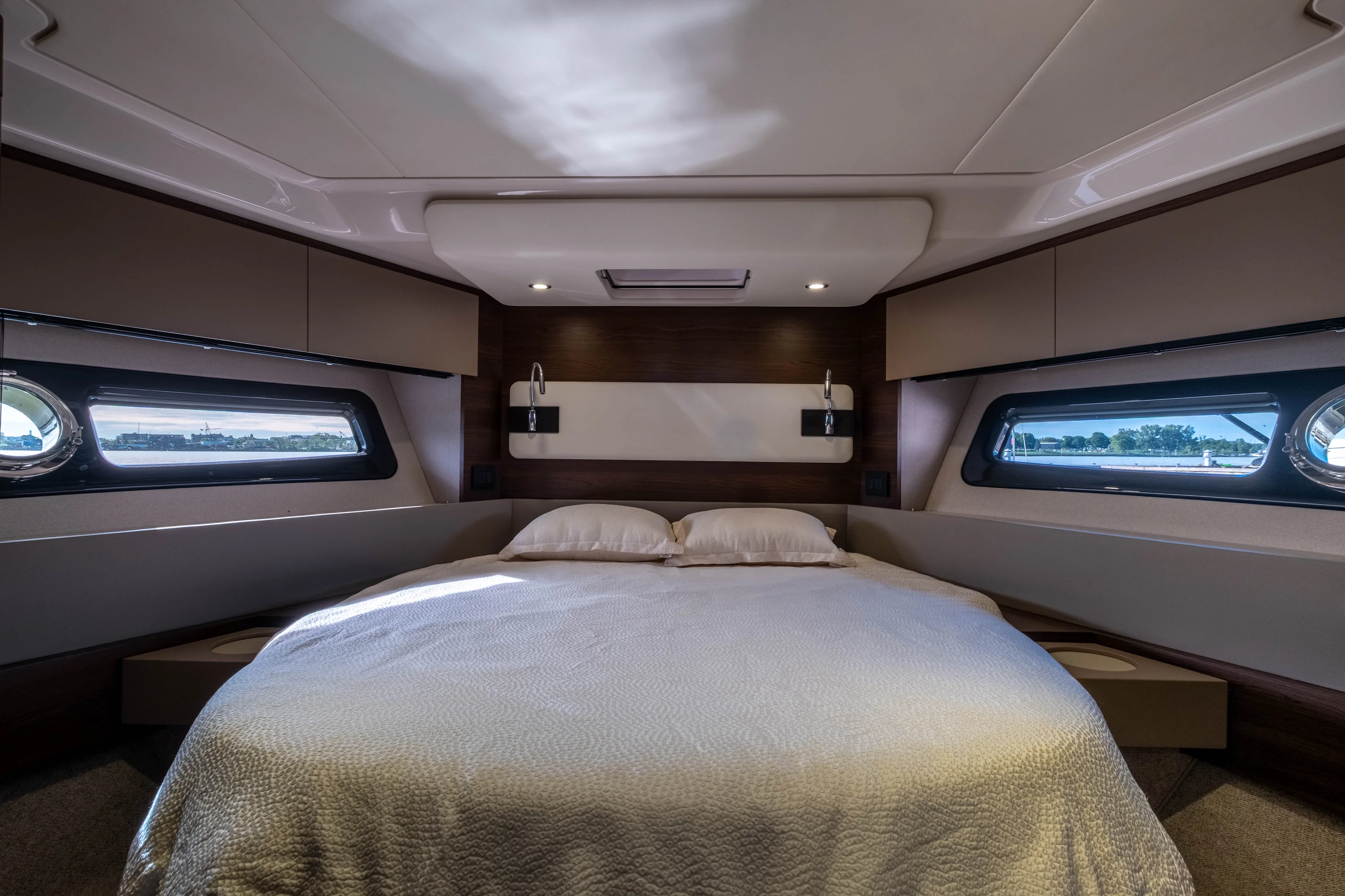 2018 Azimut 50 FLY Image Thumbnail #59