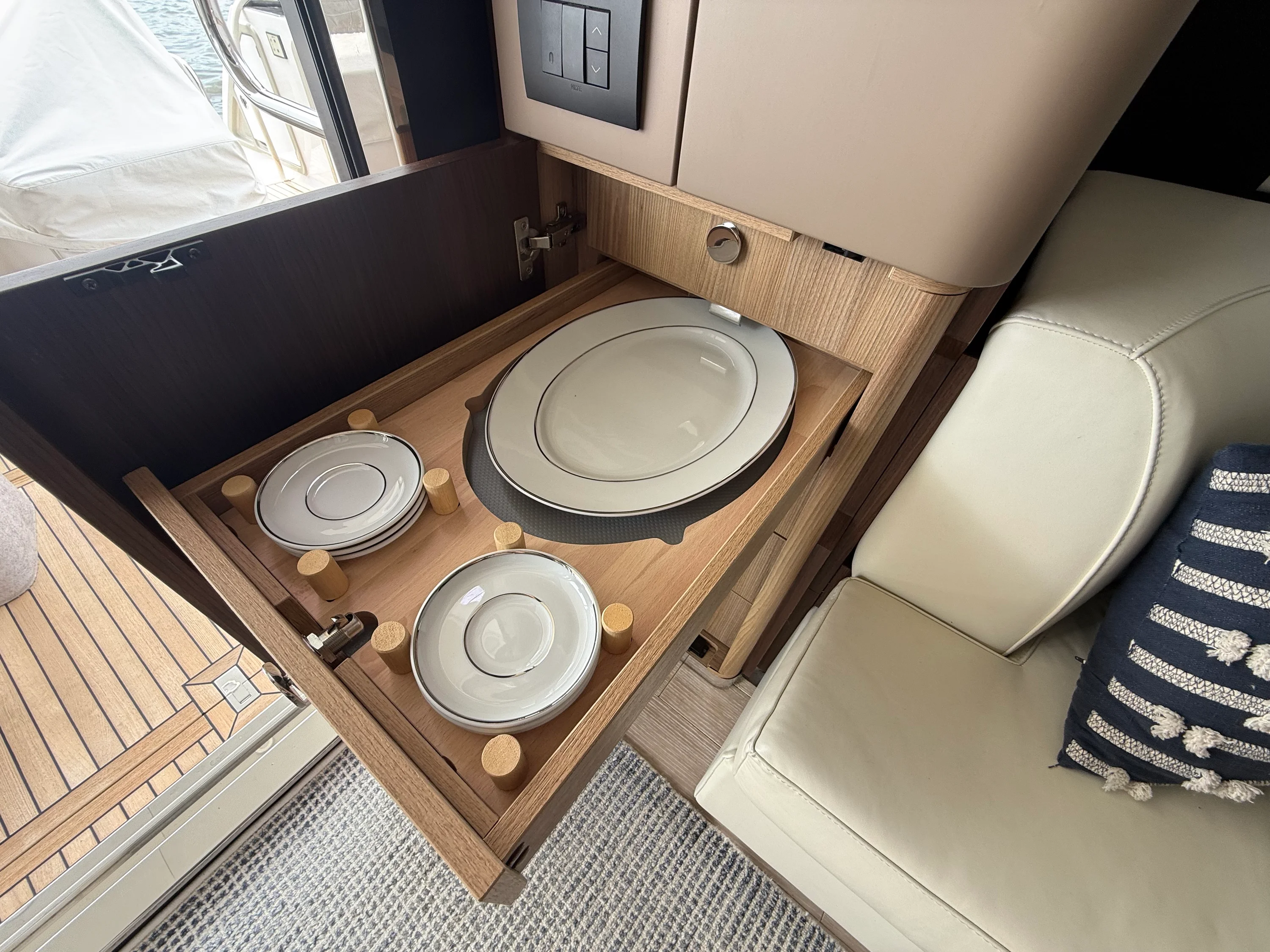 2018 Azimut 50 FLY Image Thumbnail #20