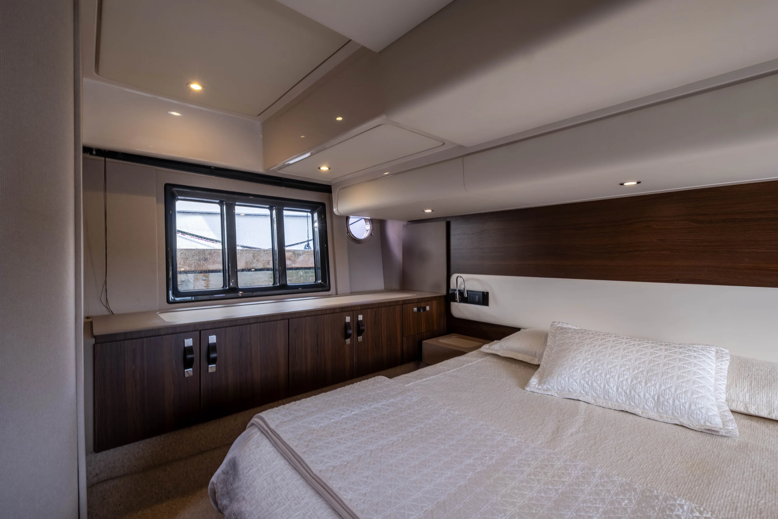 2018 Azimut 50 FLY Image Thumbnail #50