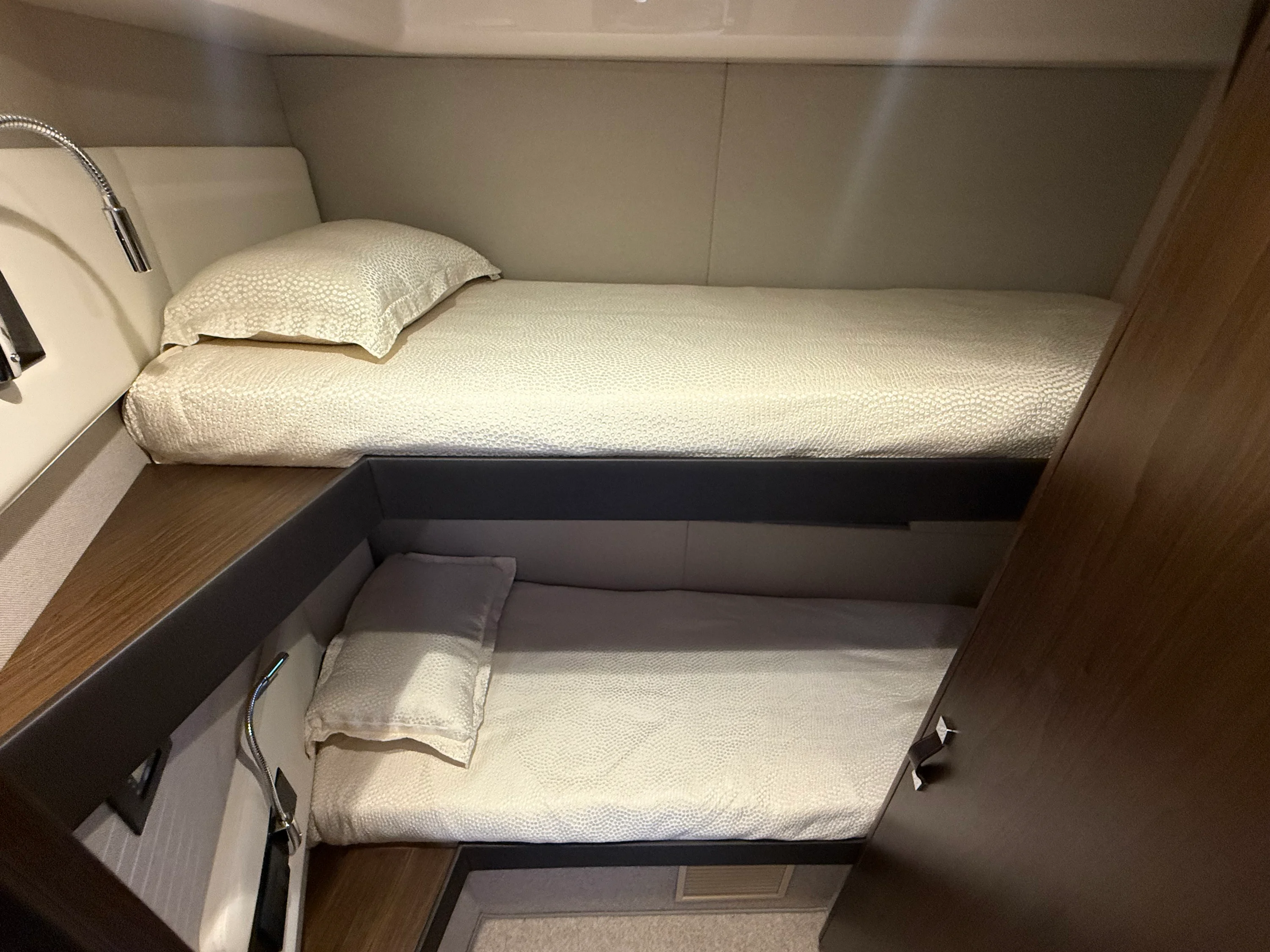 2018 Azimut 50 FLY Image Thumbnail #40