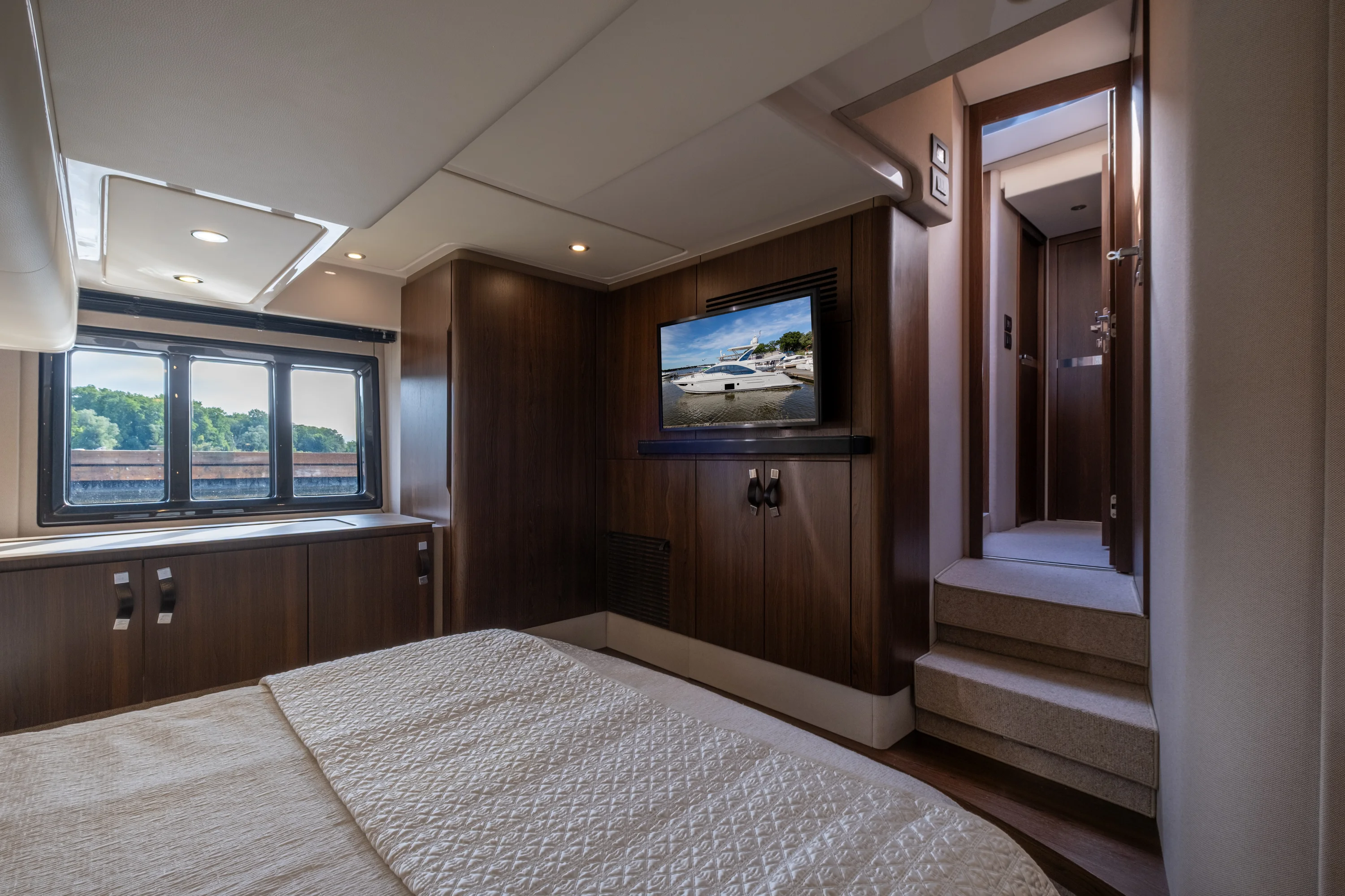 2018 Azimut 50 FLY Image Thumbnail #52