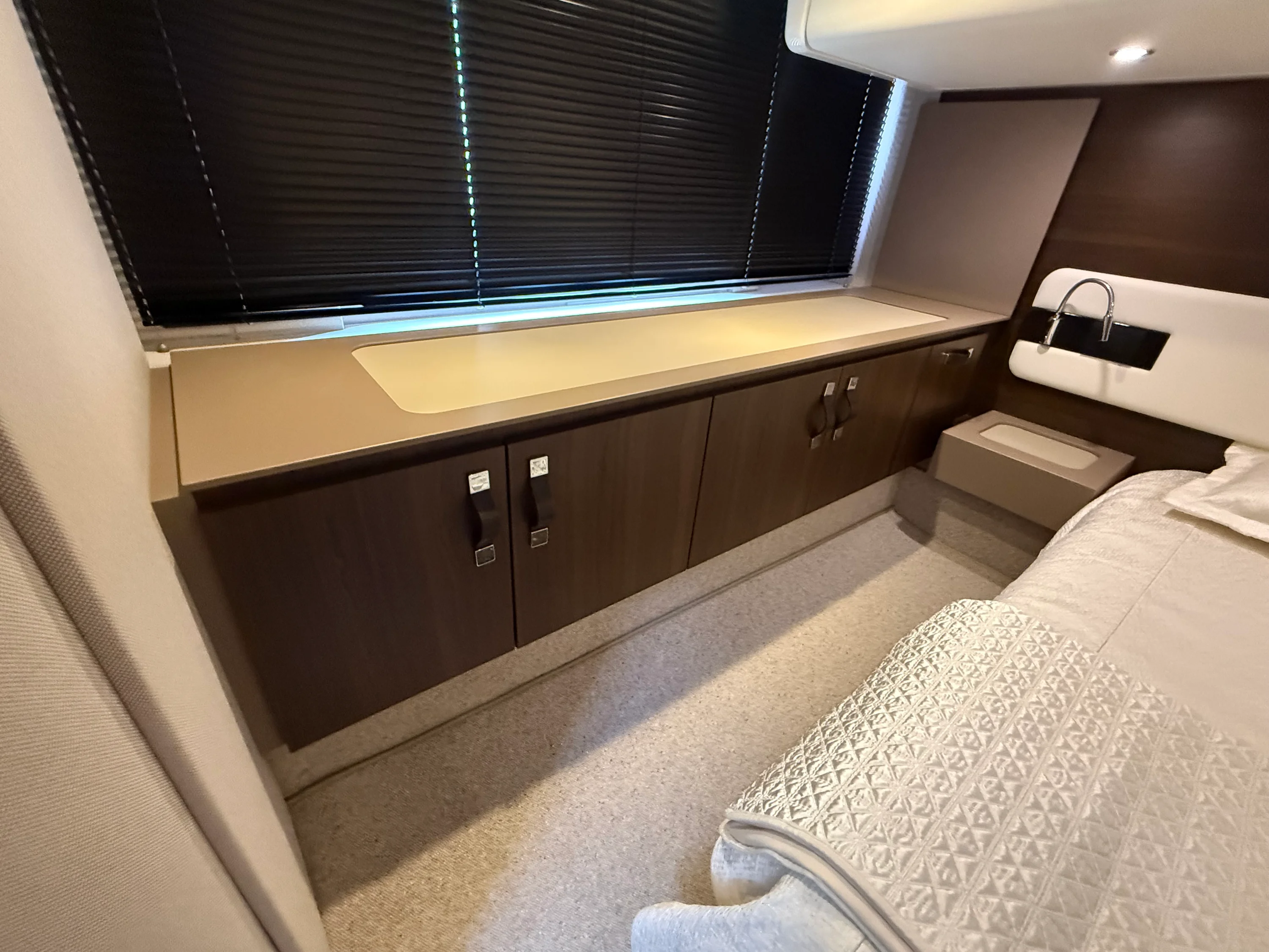 2018 Azimut 50 FLY Image Thumbnail #31