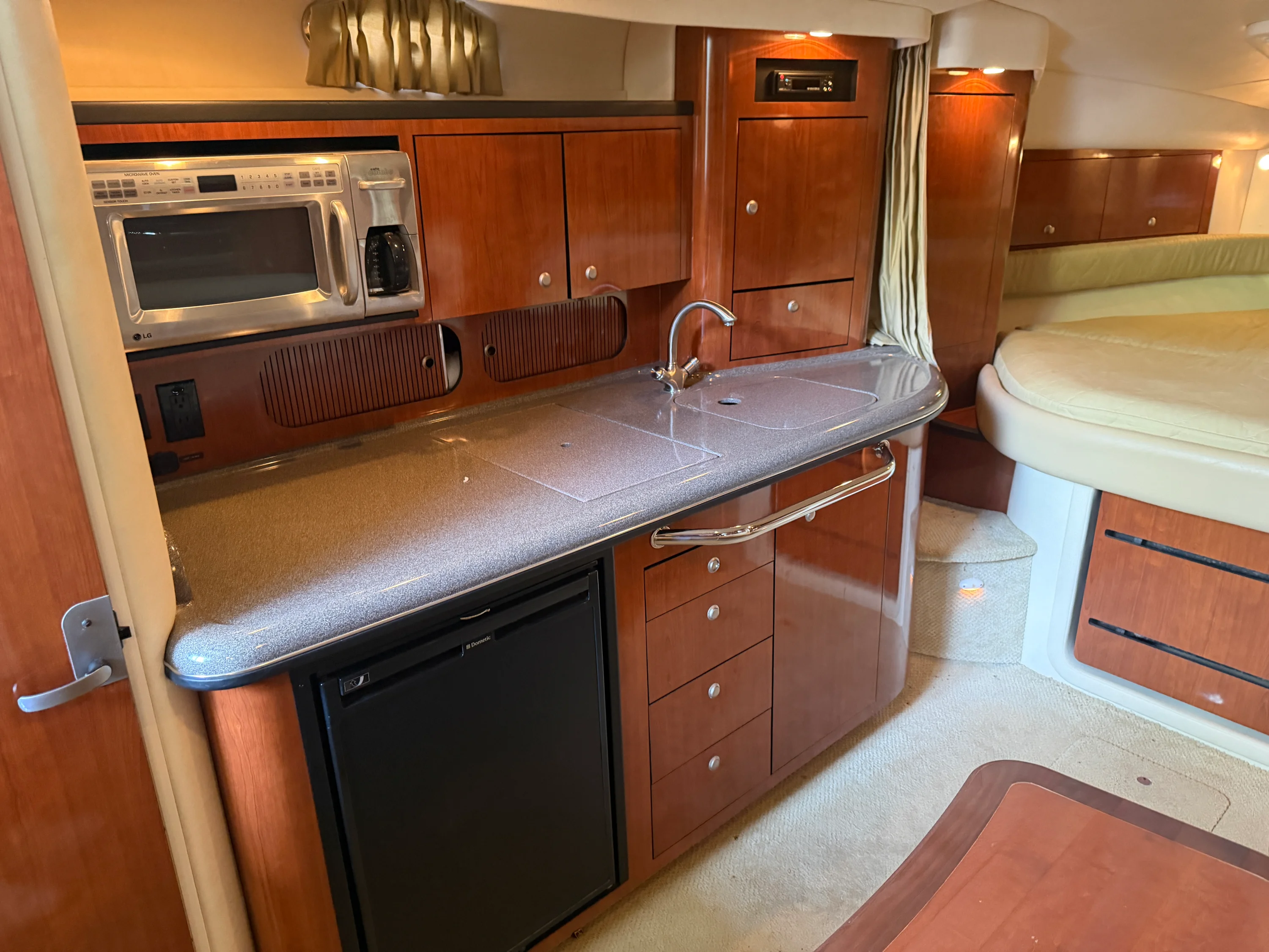 2007 Sea Ray 340 Sundancer Image Thumbnail #15
