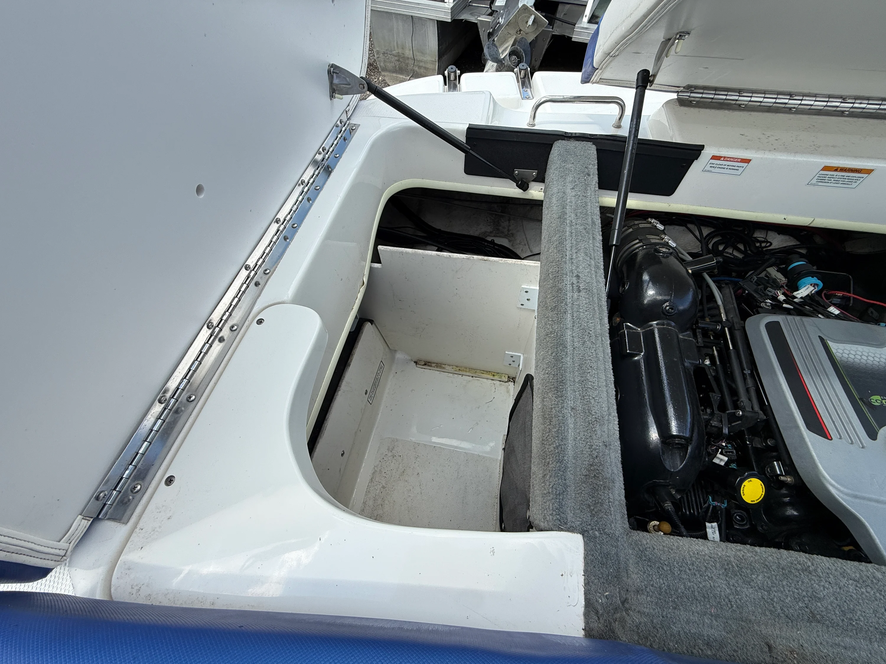 2012 Sea Ray 205SP SS TR Image Thumbnail #19