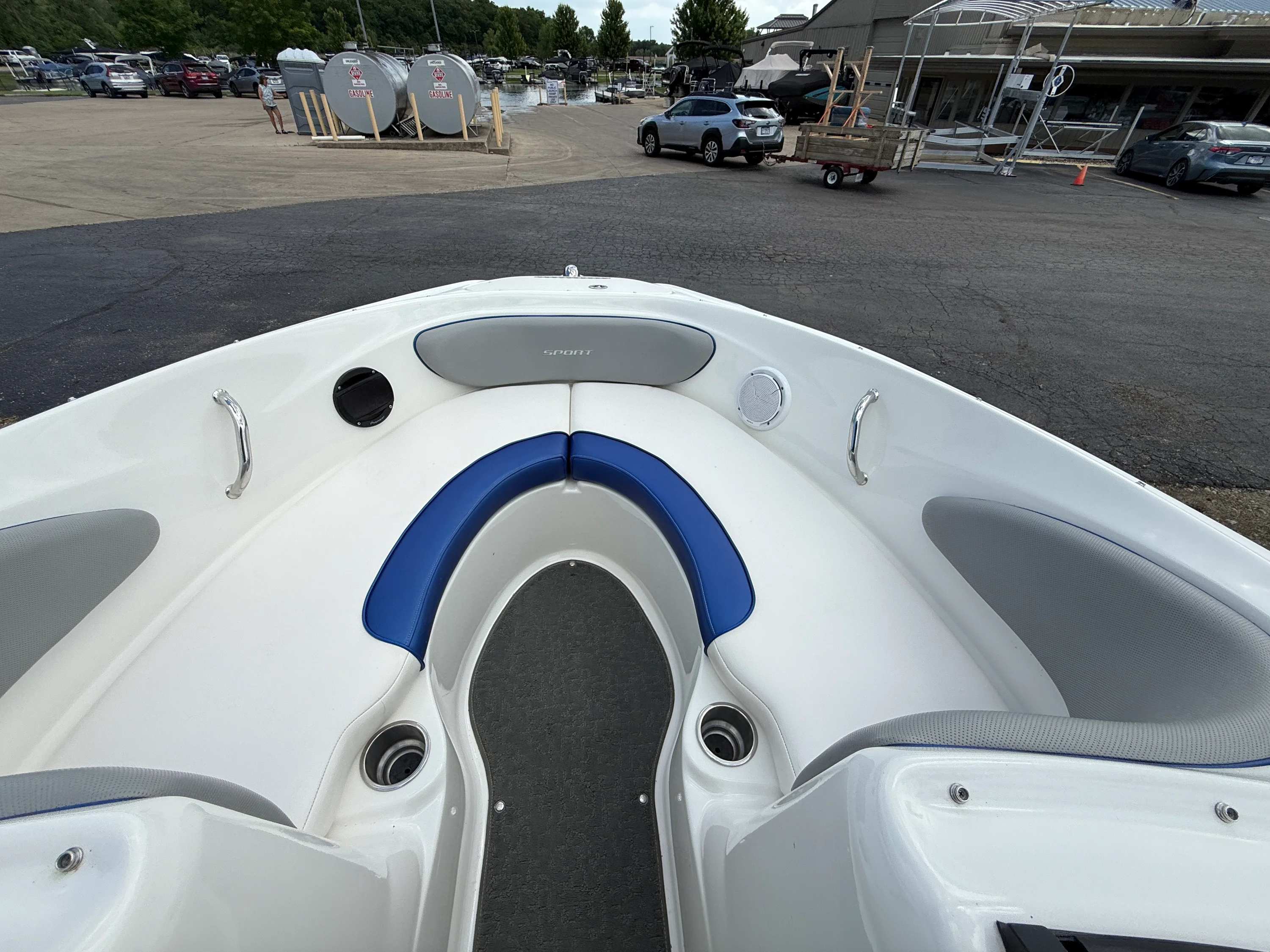 2012 Sea Ray 205SP SS TR Image Thumbnail #5