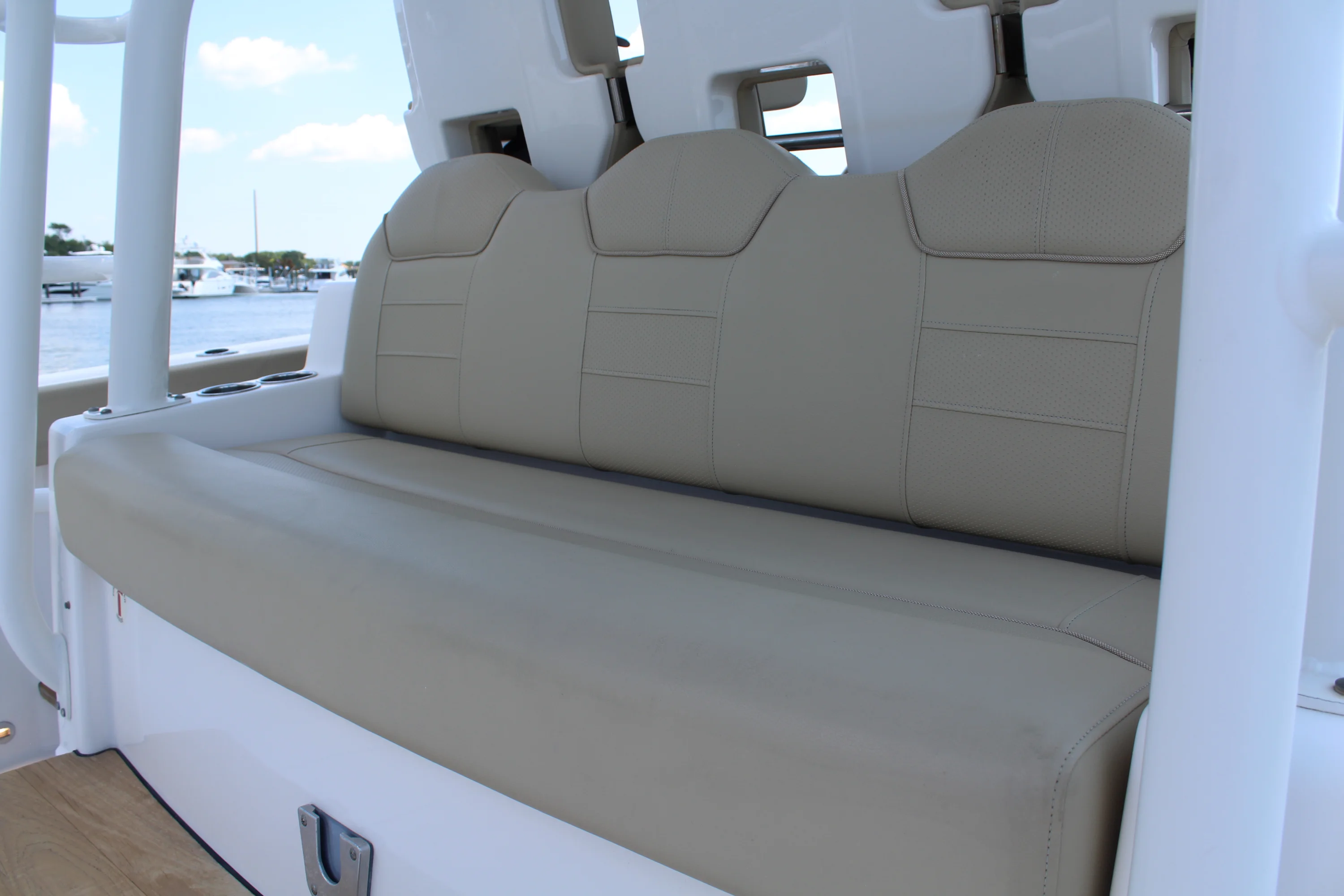 2019 Pursuit S 368 SPORT Image Thumbnail #40