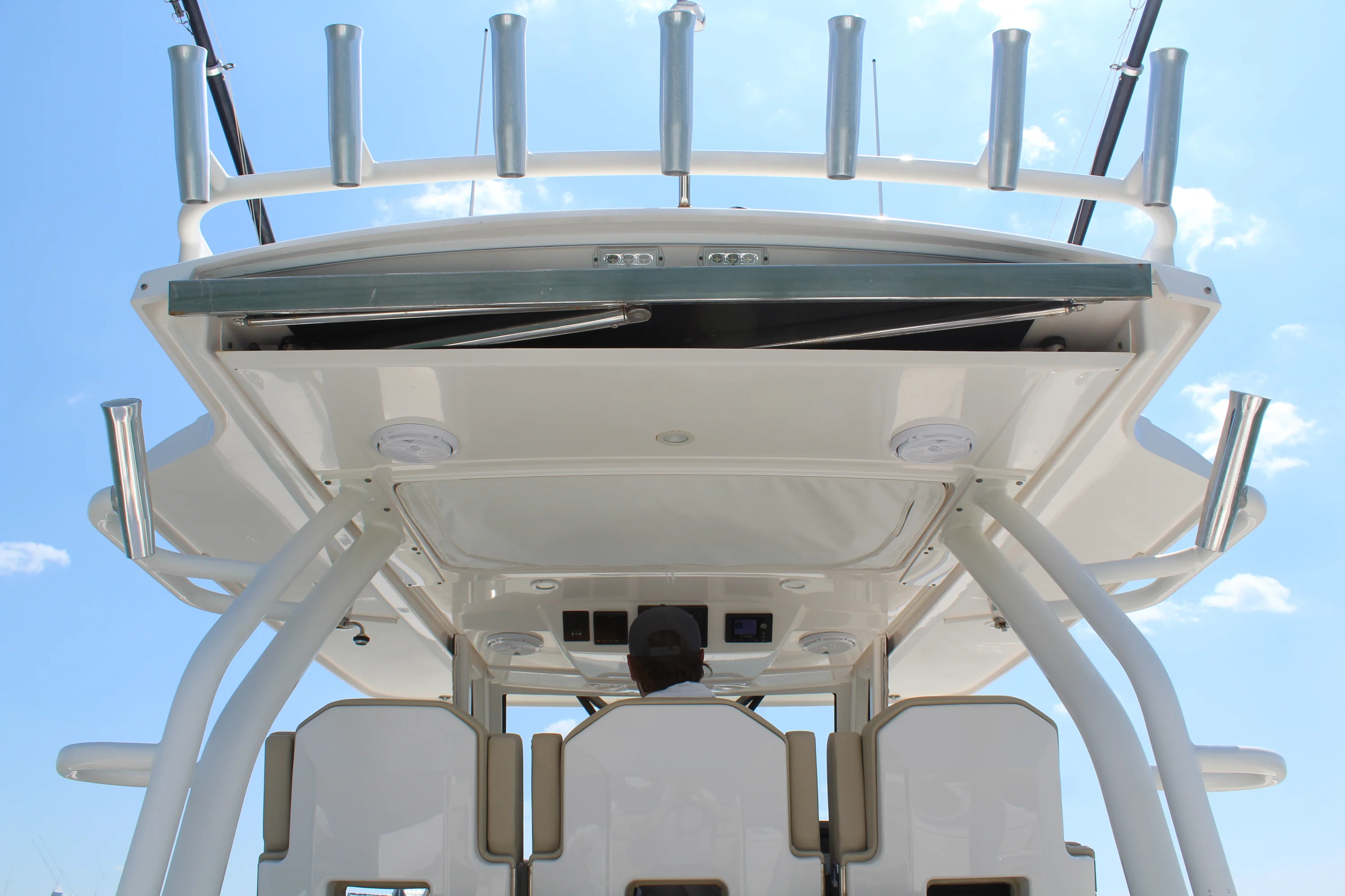 2019 Pursuit S 368 SPORT Image Thumbnail #34