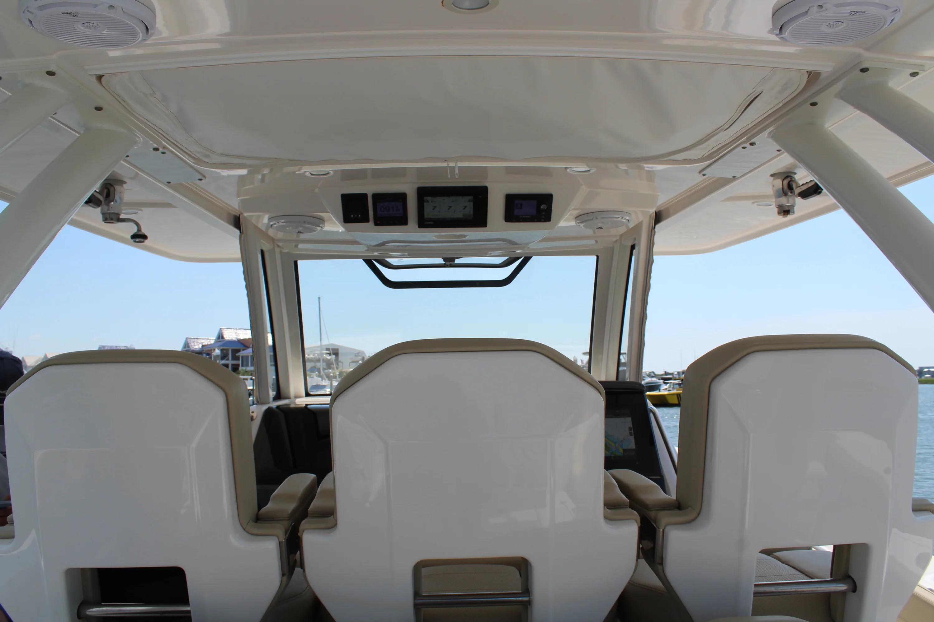 2019 Pursuit S 368 SPORT Image Thumbnail #39