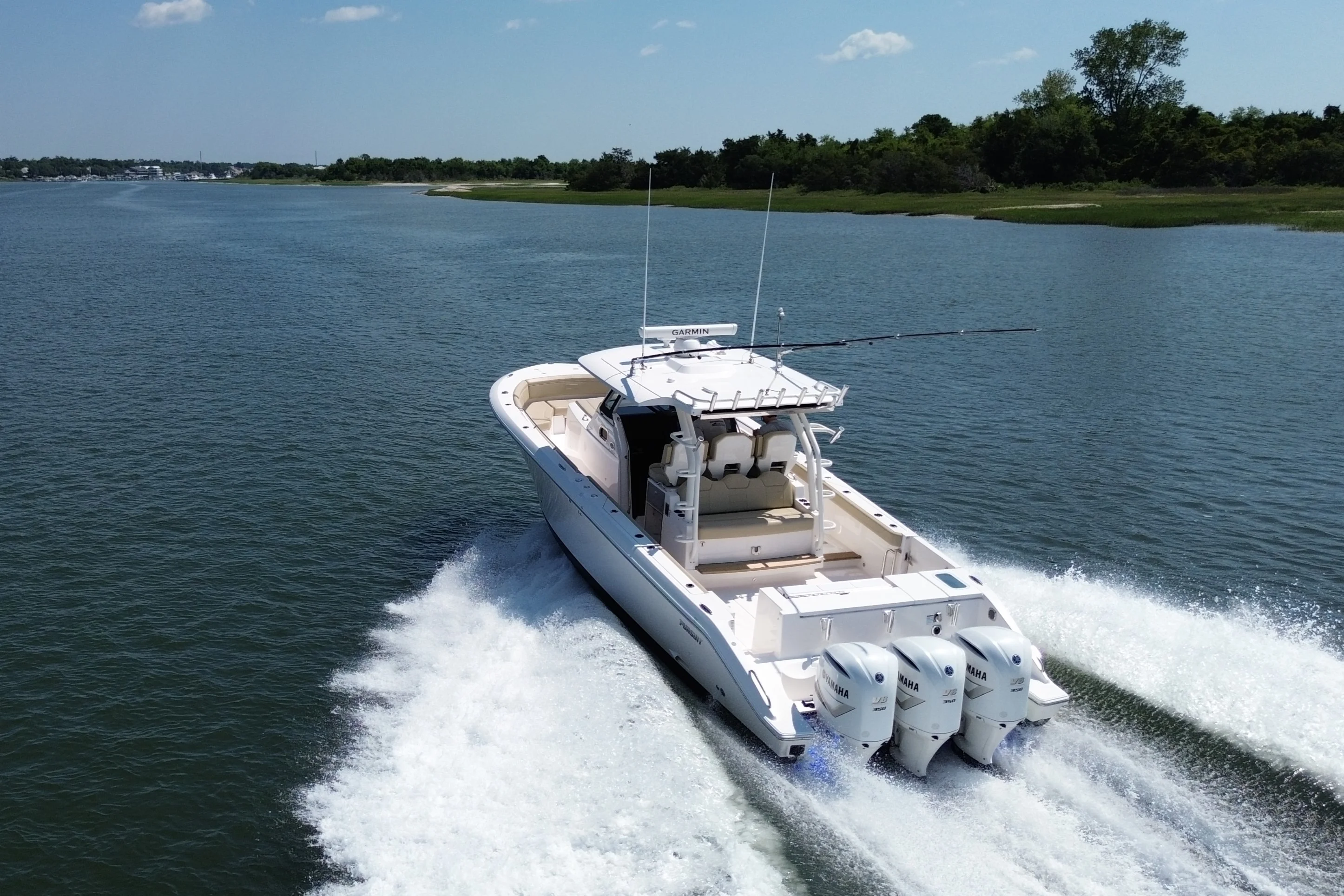 2019 Pursuit S 368 SPORT Image Thumbnail #3