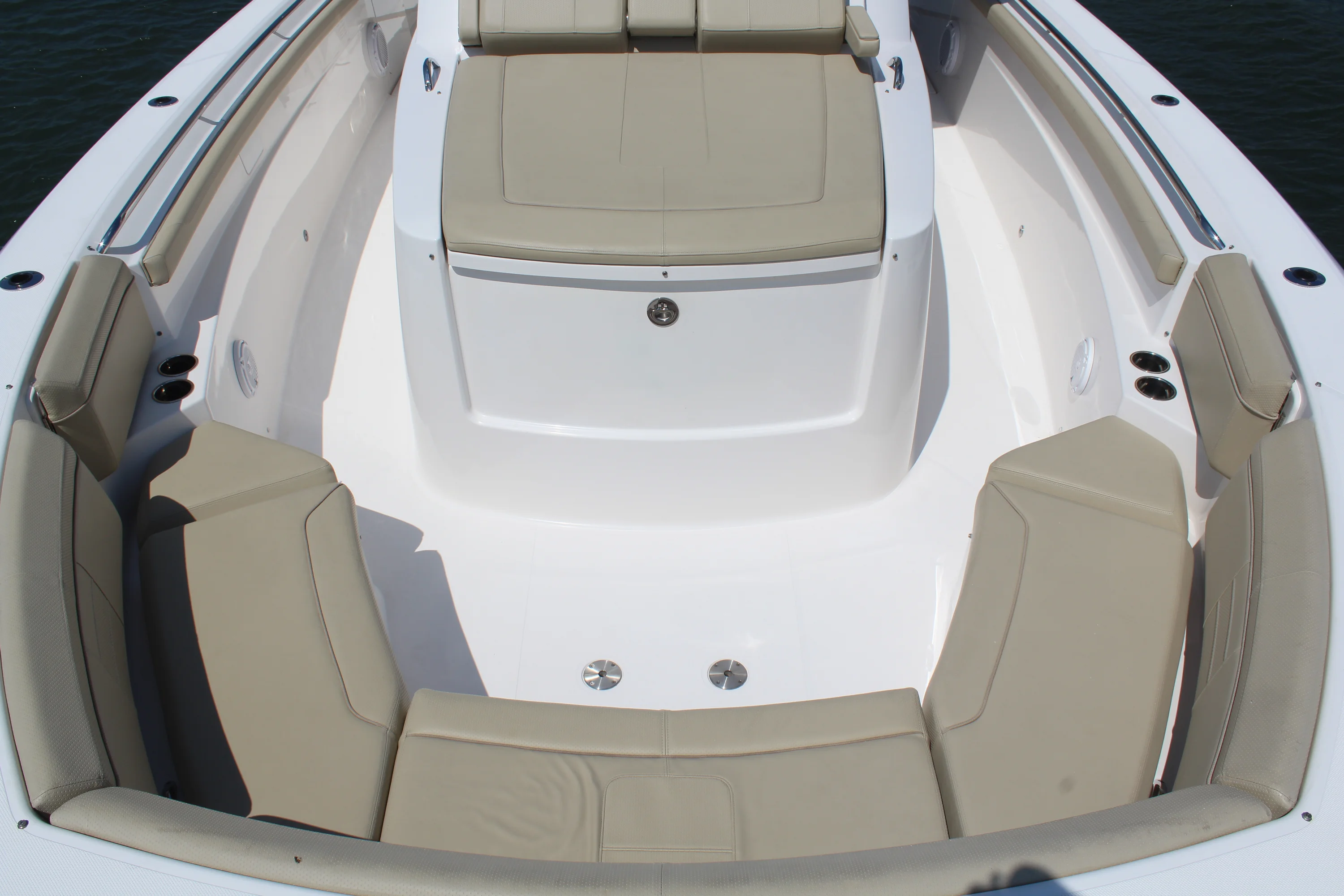 2019 Pursuit S 368 SPORT Image Thumbnail #25