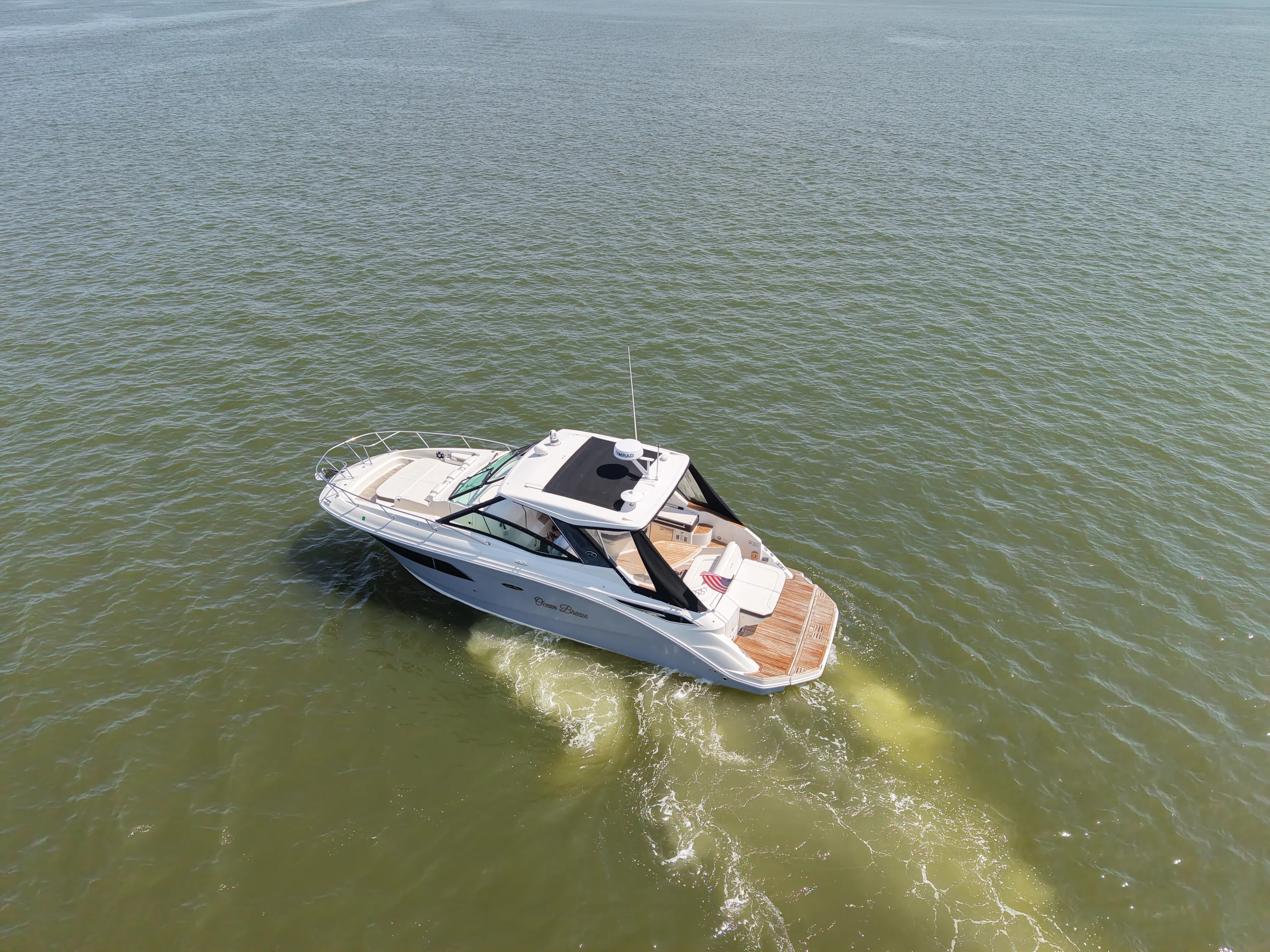 2019 Sea Ray 320 SUNDANCER Image Thumbnail #3