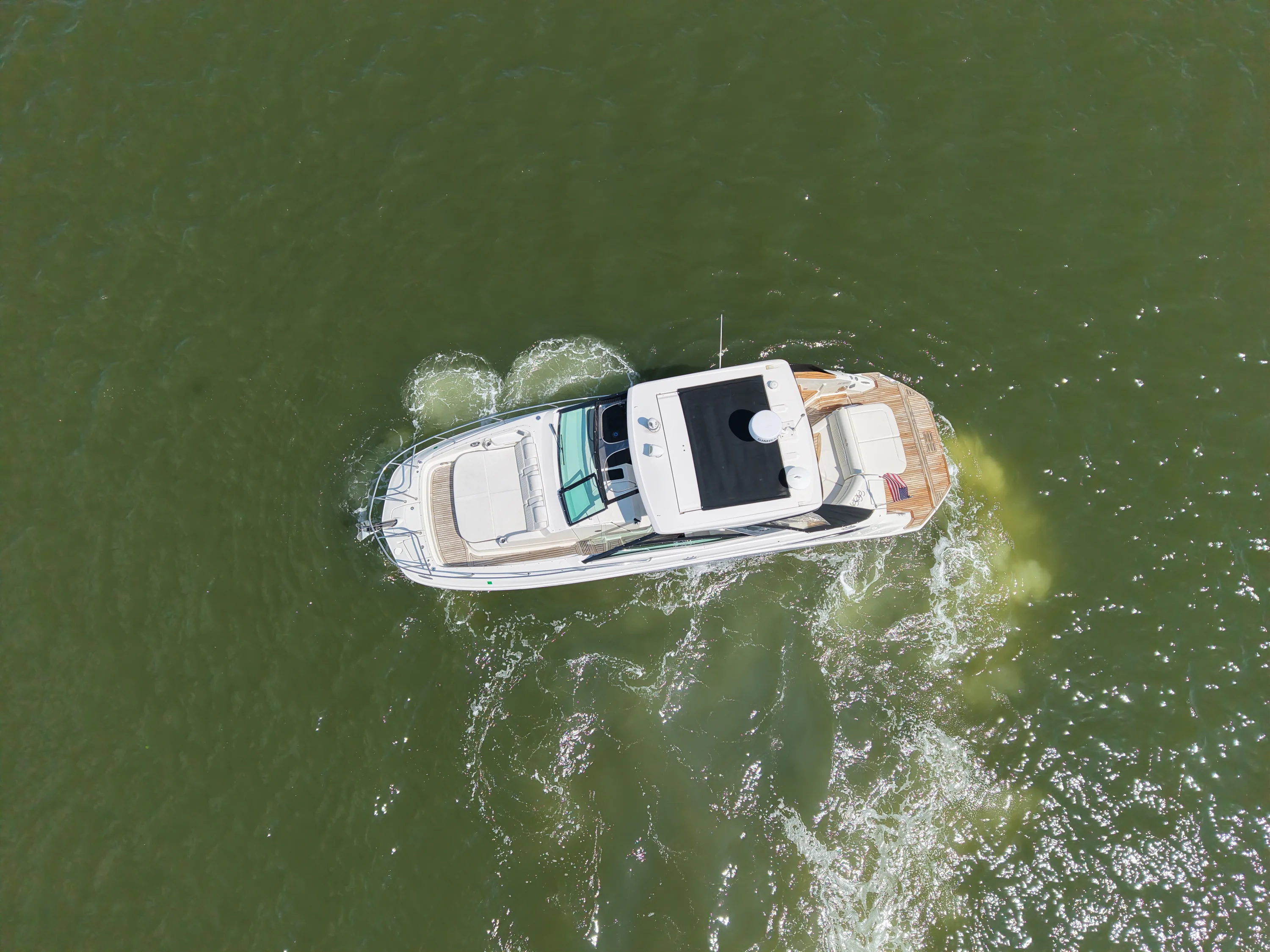 2019 Sea Ray 320 SUNDANCER Image Thumbnail #4