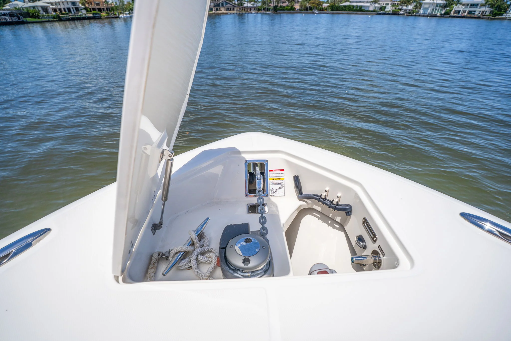 2022 Boston Whaler 350 REALM Image Thumbnail #13