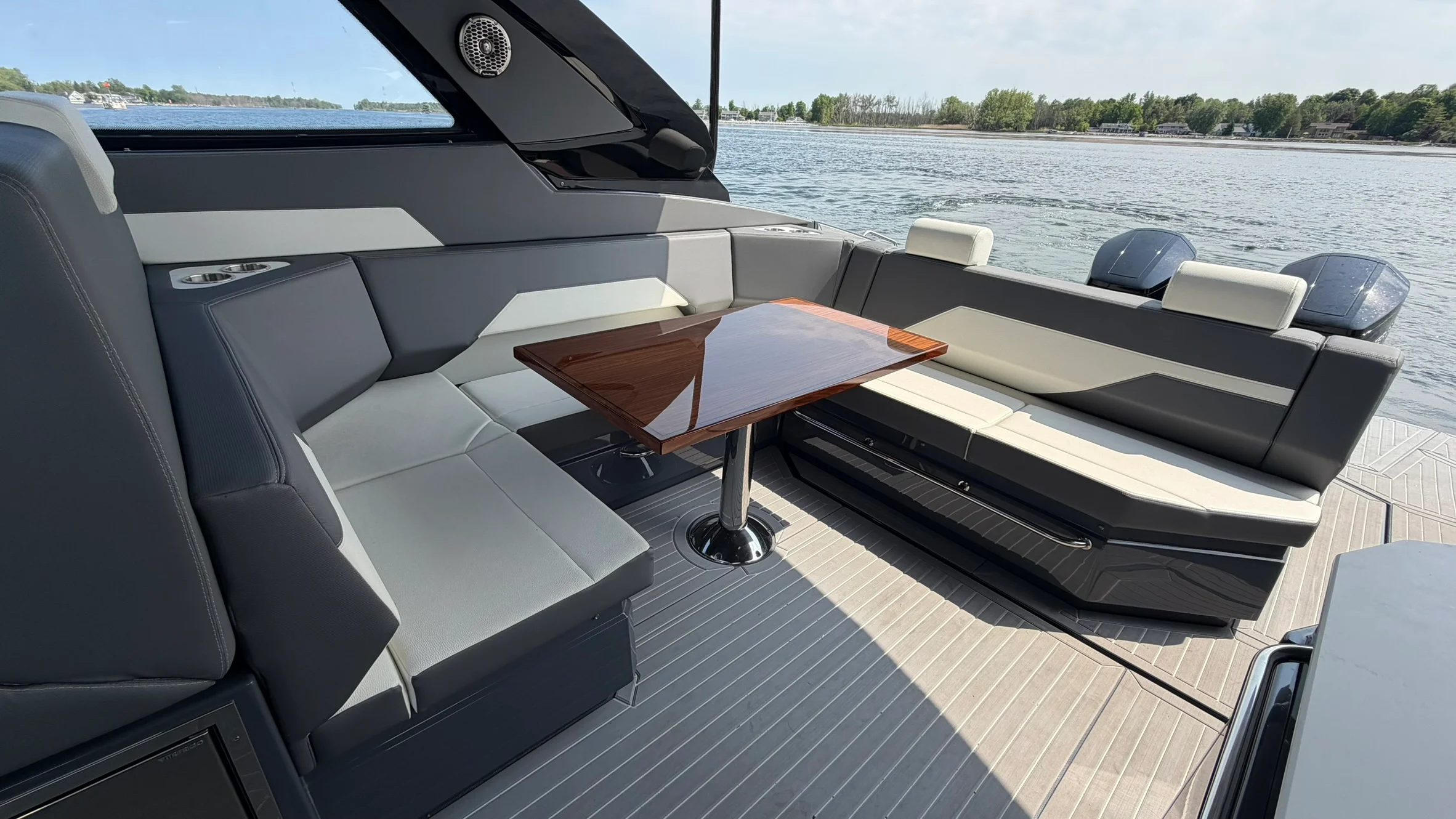 2023 Cruisers Yachts 42 GLS Image Thumbnail #52