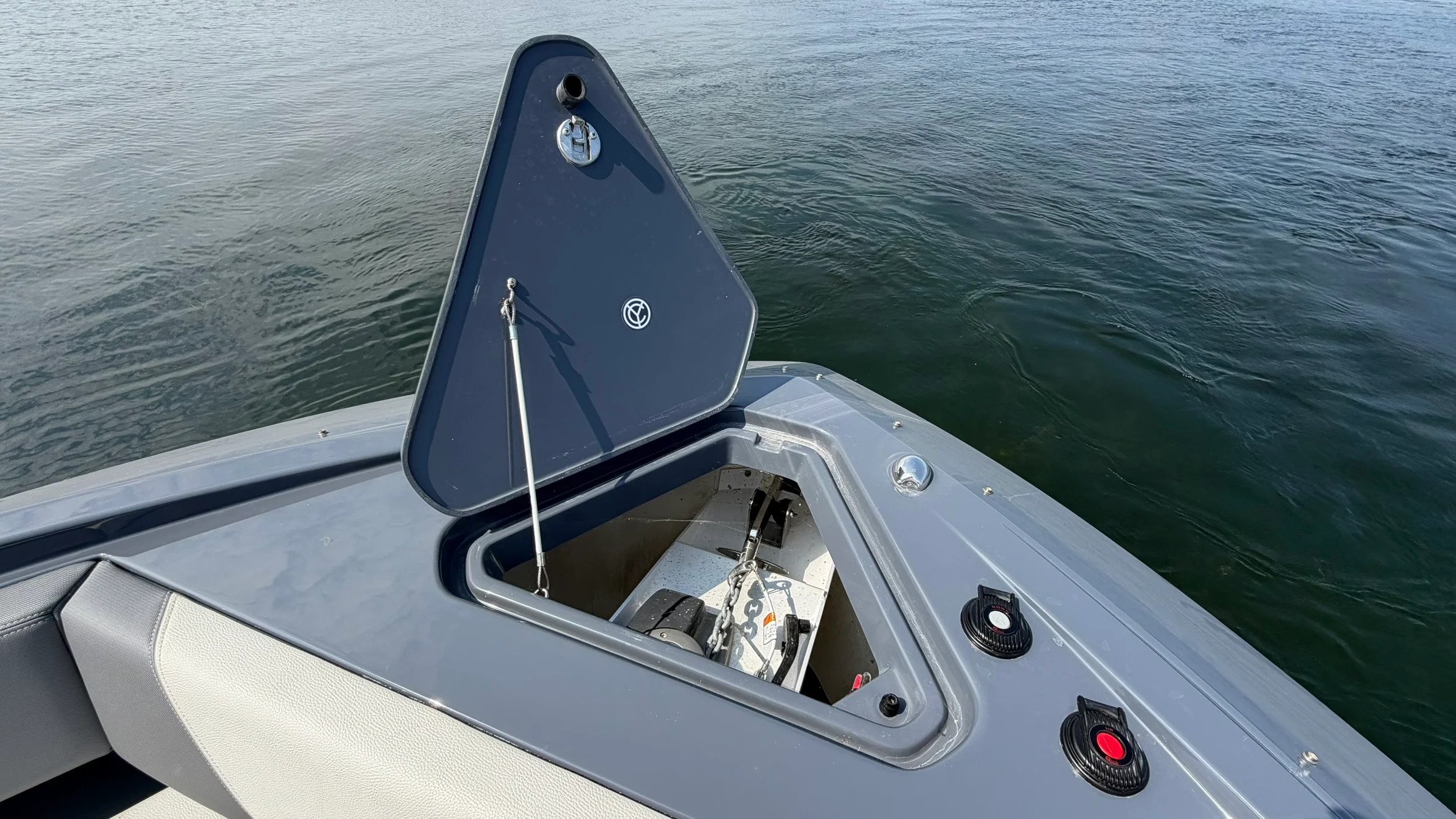 2023 Cruisers Yachts 42 GLS Image Thumbnail #34