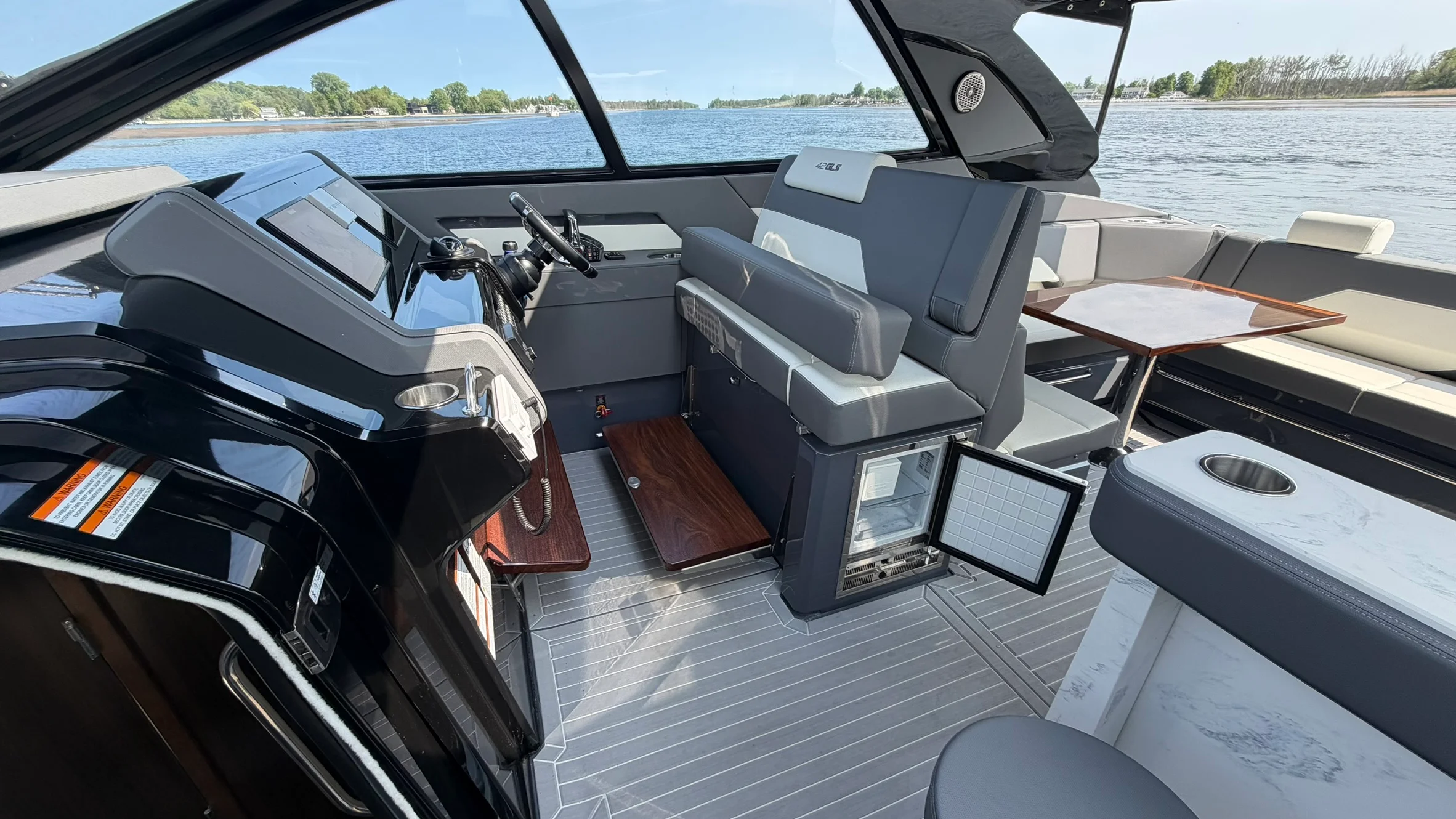 2023 Cruisers Yachts 42 GLS Image Thumbnail #40