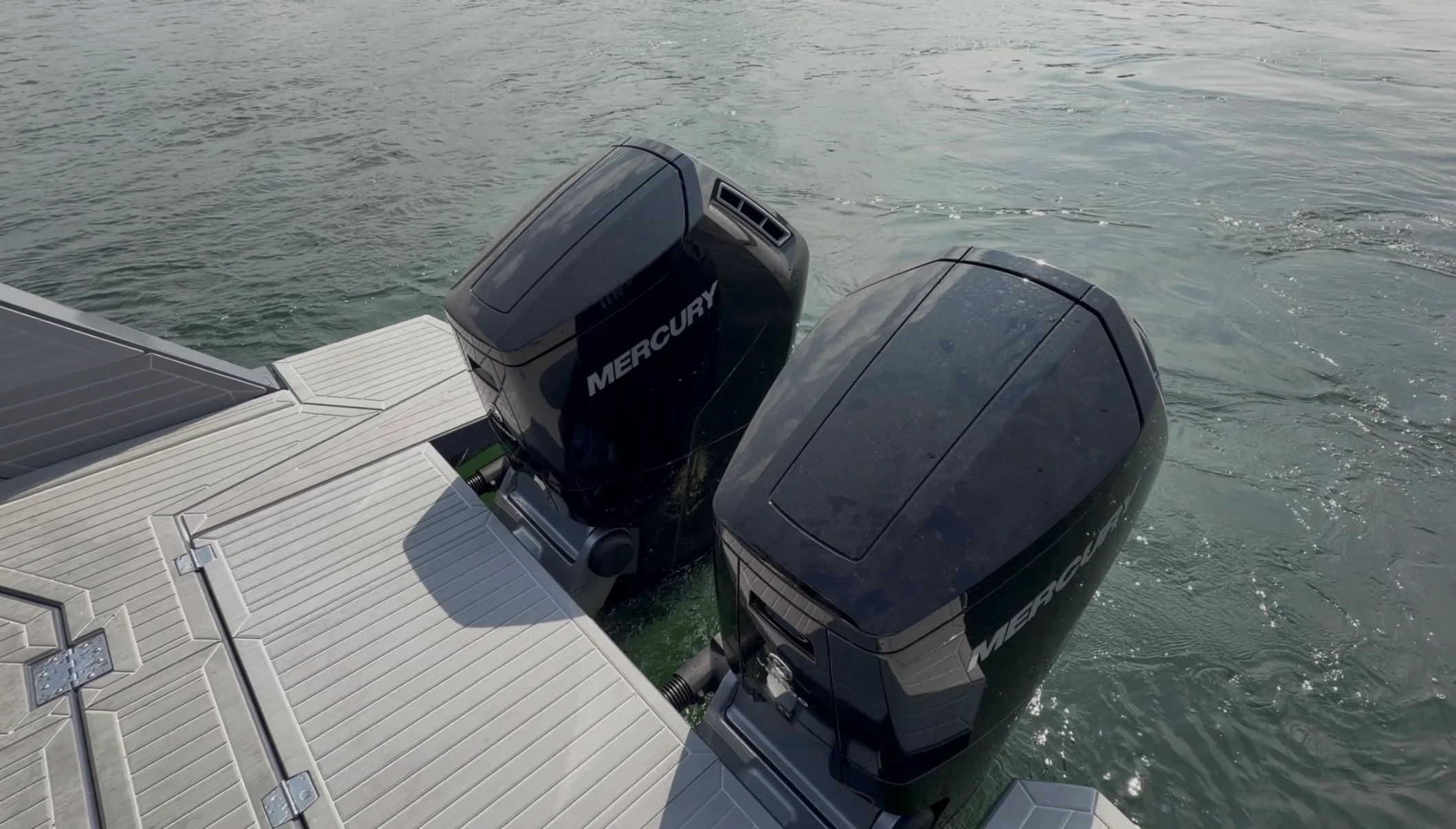 2023 Cruisers Yachts 42 GLS Image Thumbnail #19