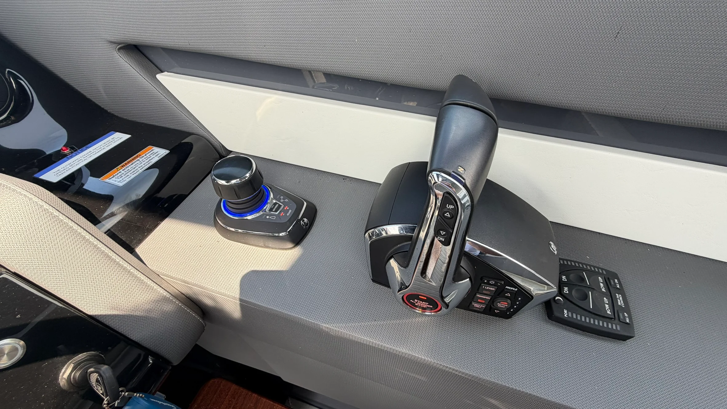 2023 Cruisers Yachts 42 GLS Image Thumbnail #44