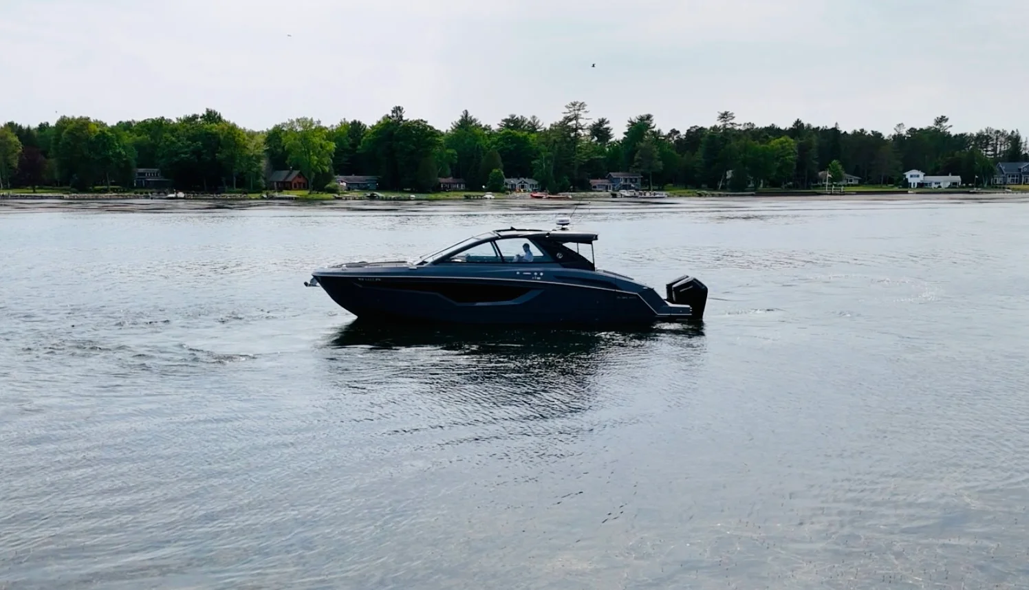 2023 Cruisers Yachts 42 GLS Image Thumbnail #15