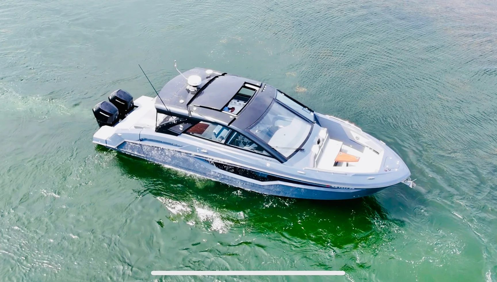 2023 Cruisers Yachts 42 GLS Image Thumbnail #4