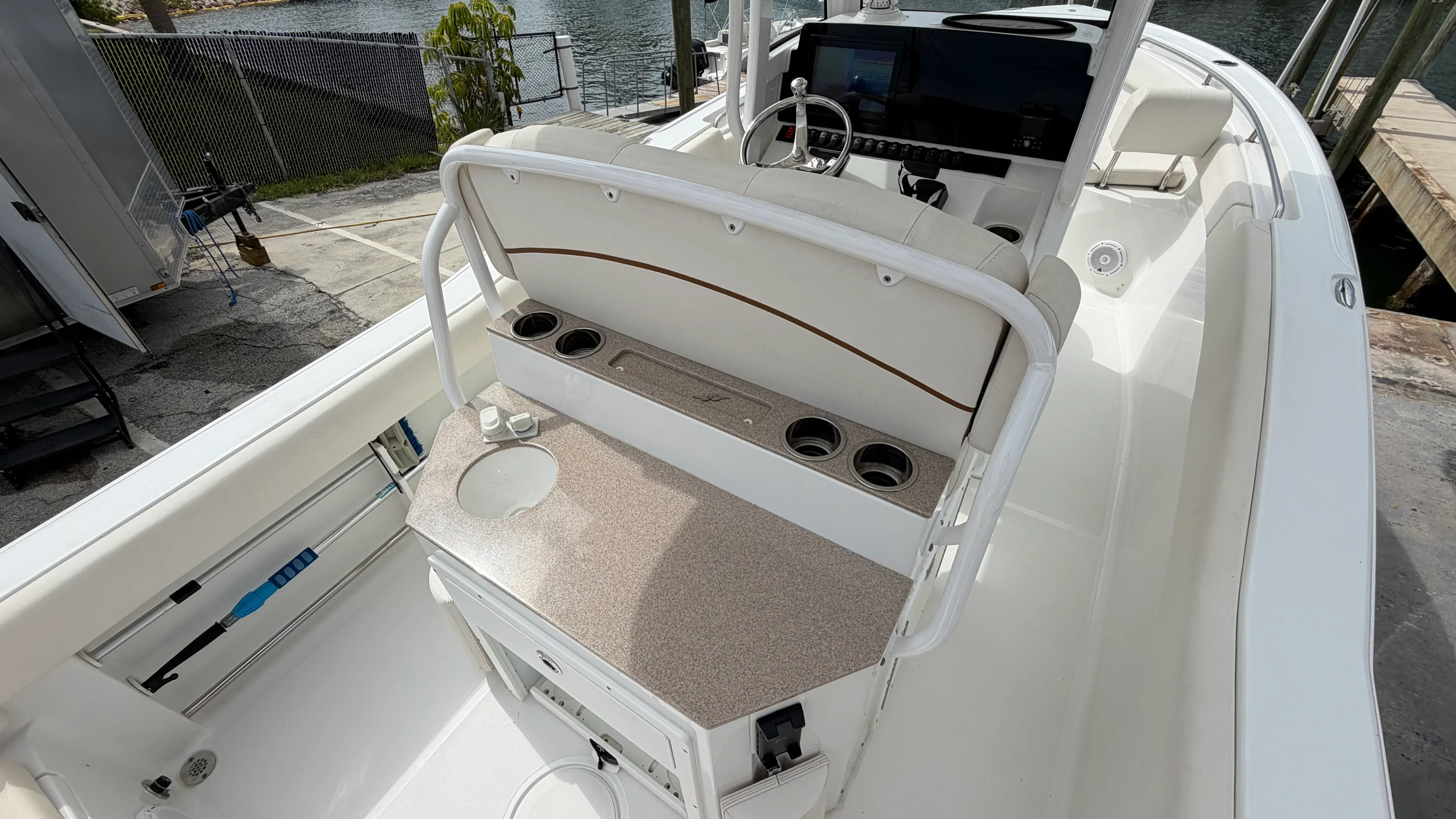 2022 Sea Hunt ULTRA 239 SE Image Thumbnail #72