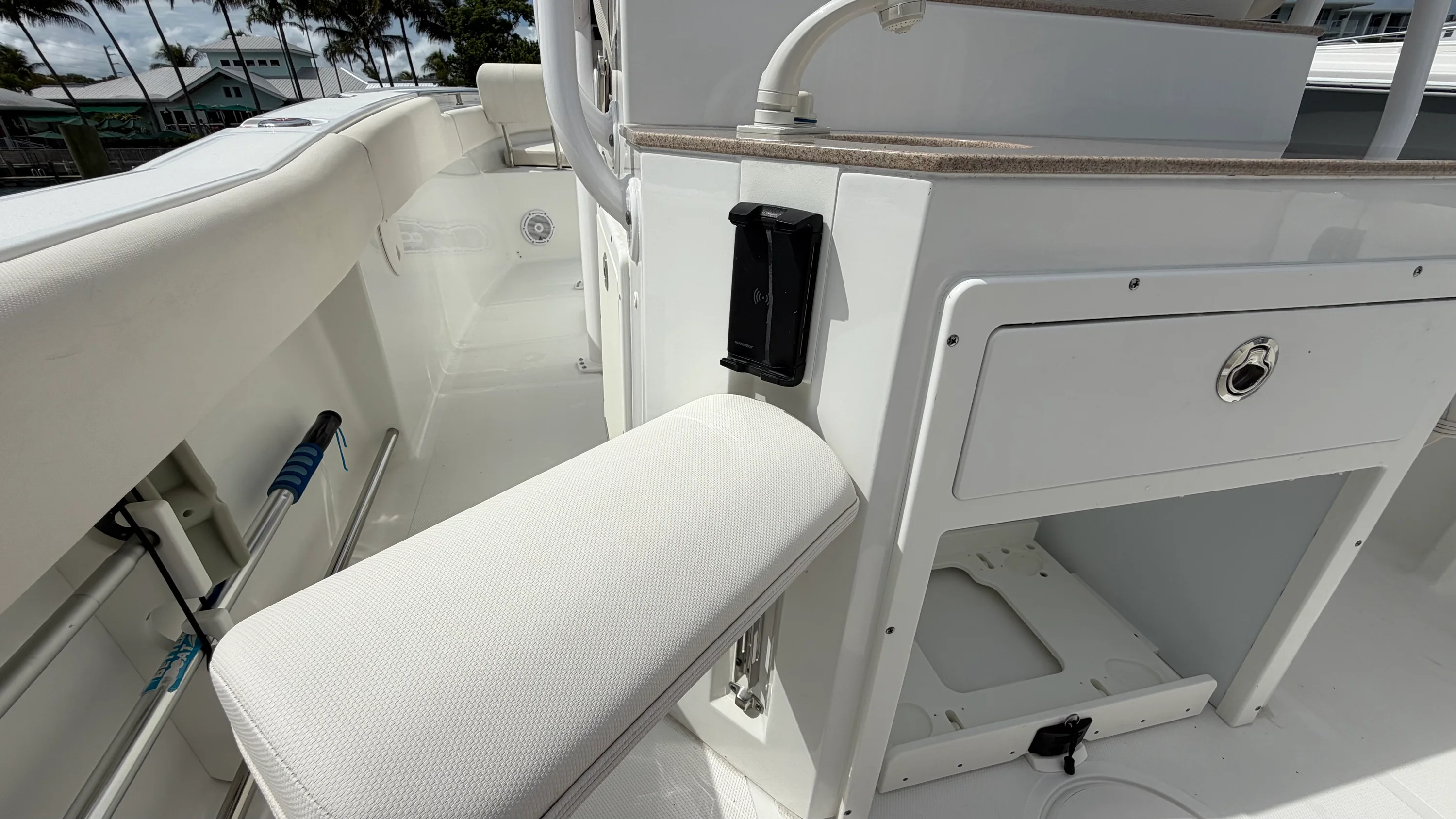 2022 Sea Hunt ULTRA 239 SE Image Thumbnail #38