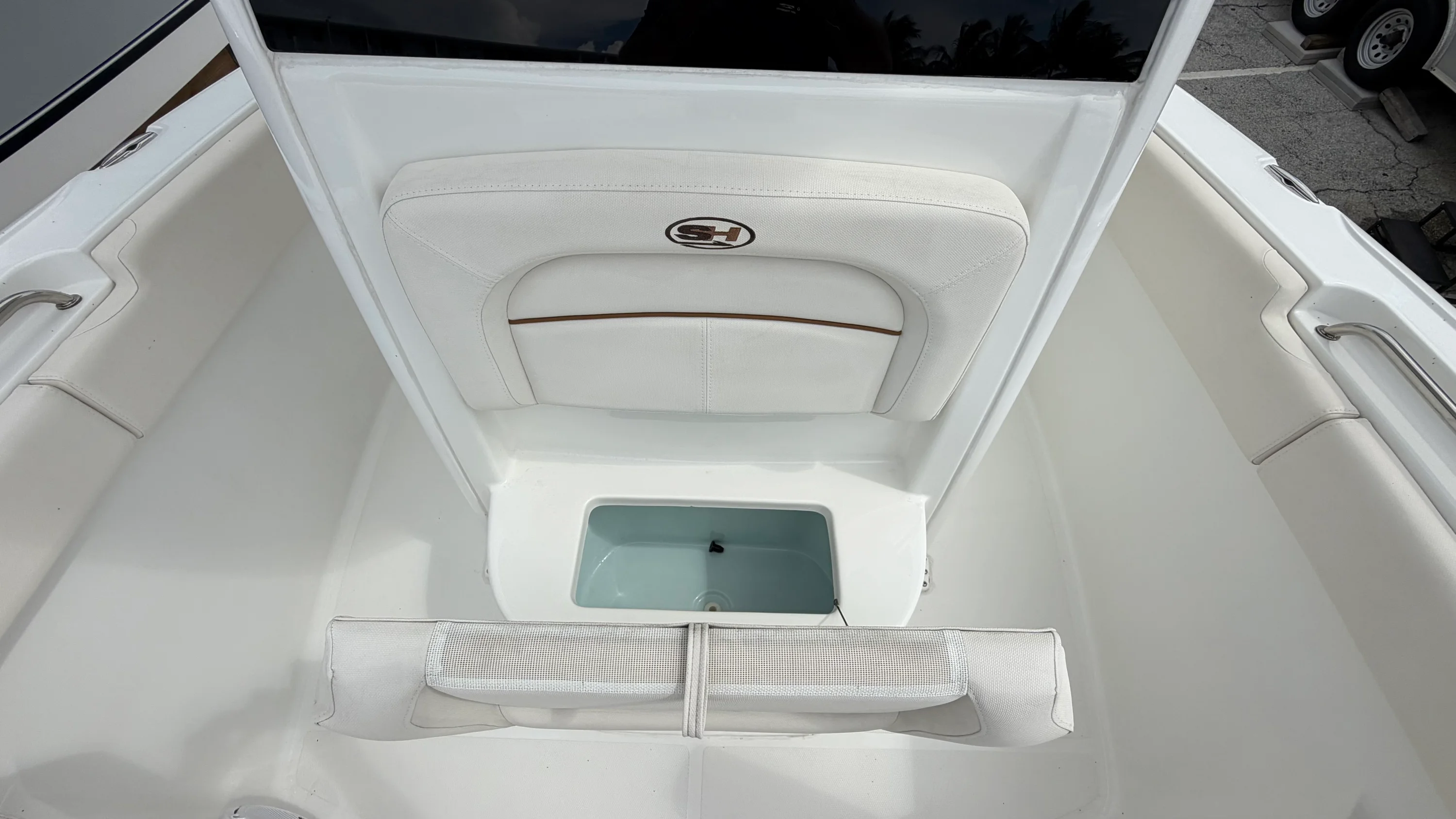 2022 Sea Hunt ULTRA 239 SE Image Thumbnail #30