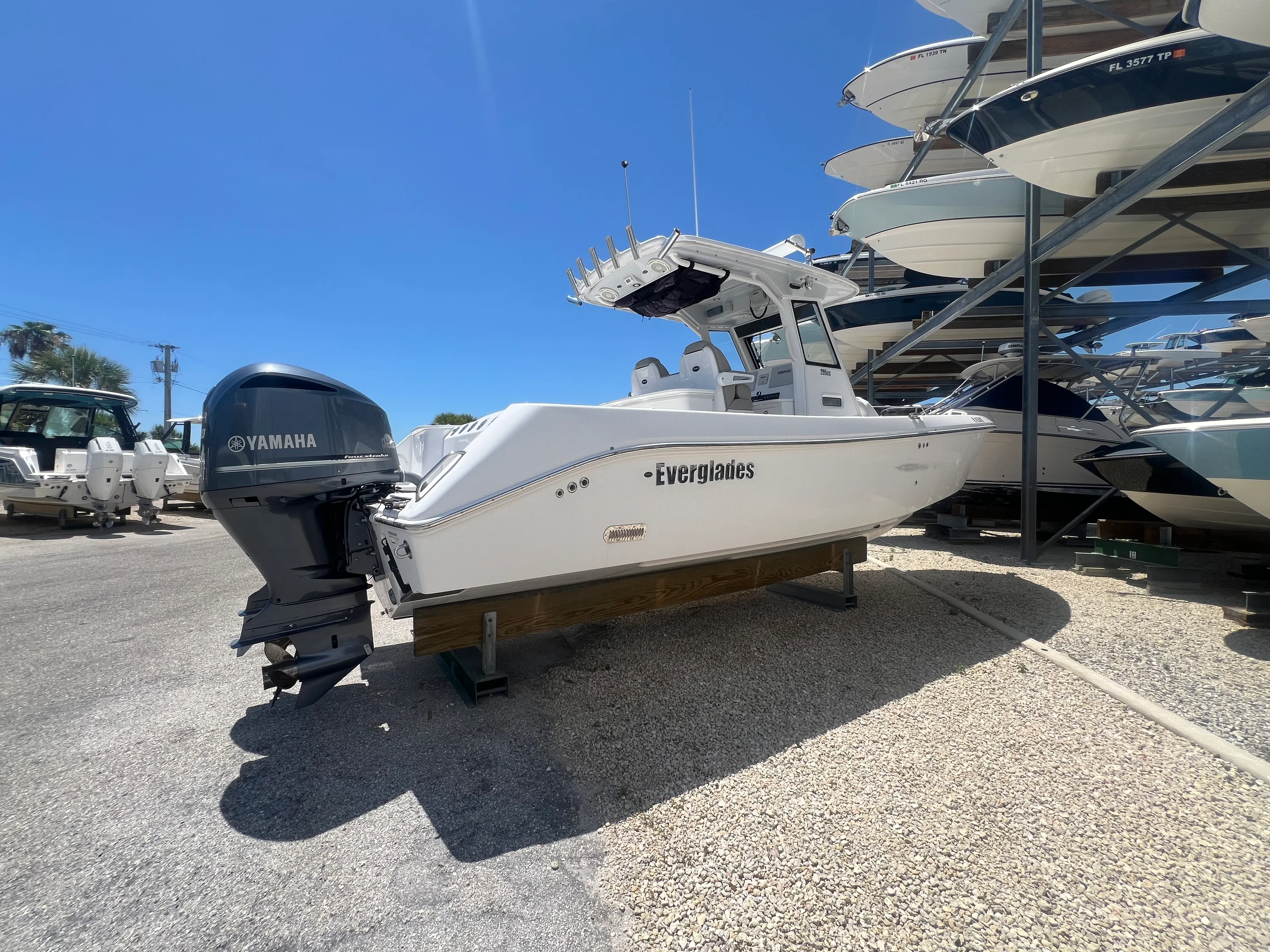 2019 Everglades 295CC Image Thumbnail #4