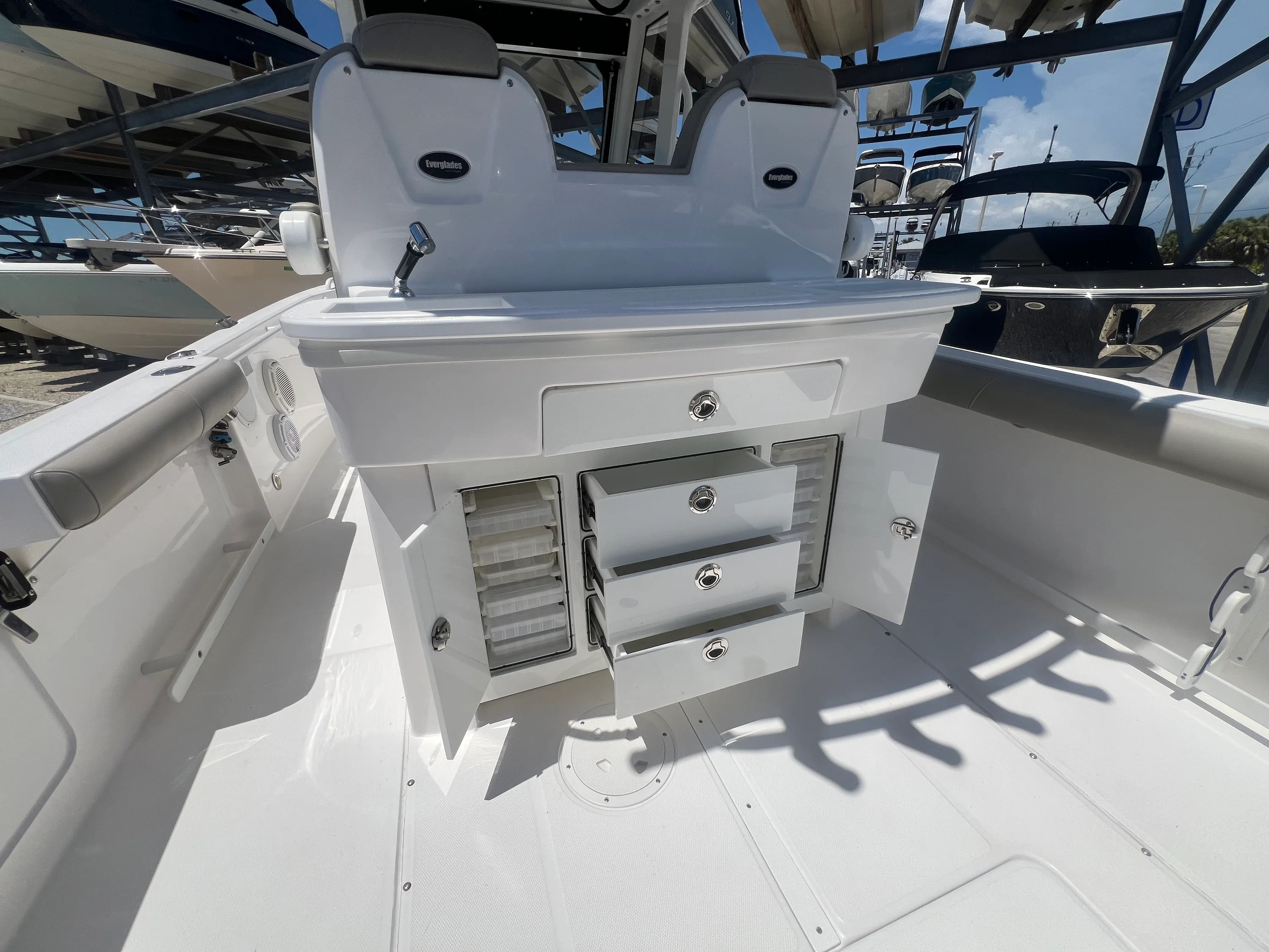 2019 Everglades 295CC Image Thumbnail #15
