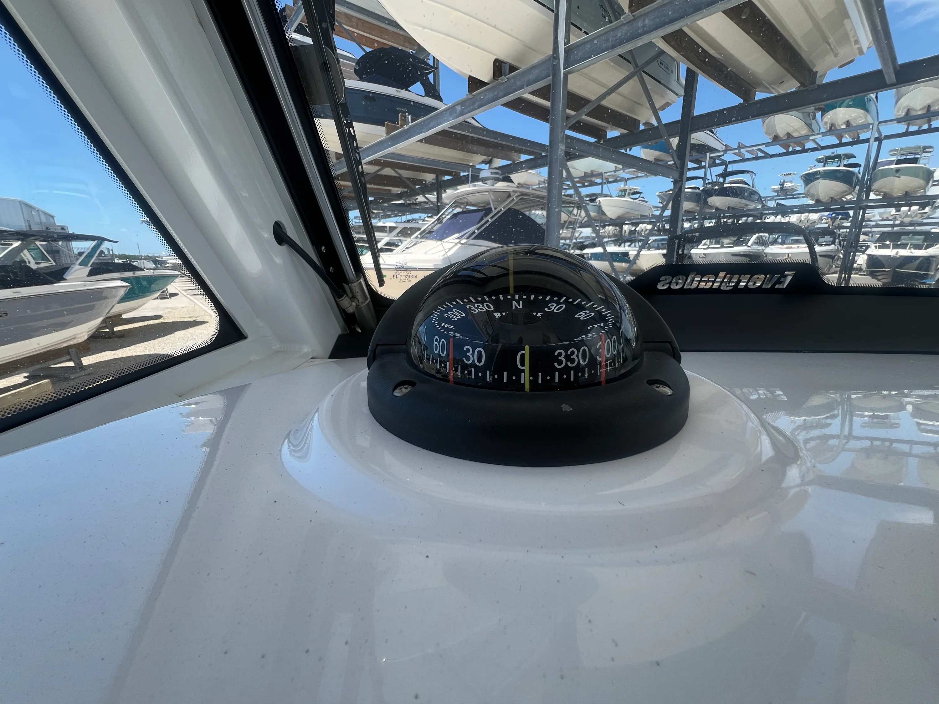 2019 Everglades 295CC Image Thumbnail #34