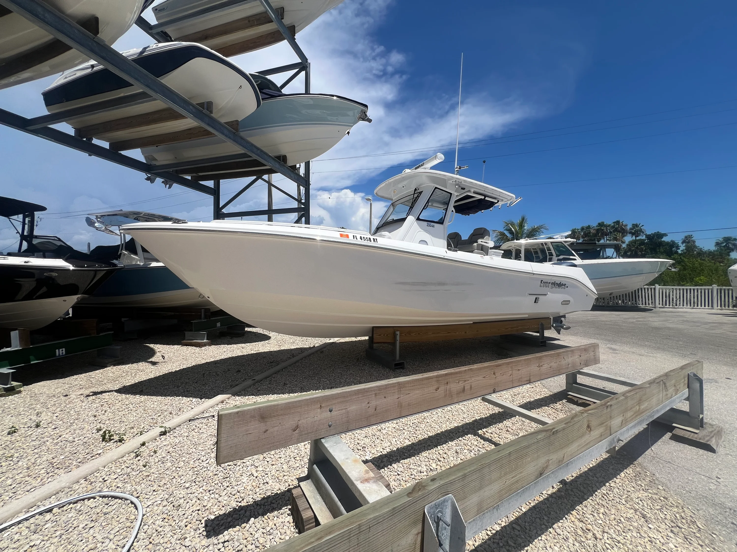 2019 Everglades 295CC Image Thumbnail #1